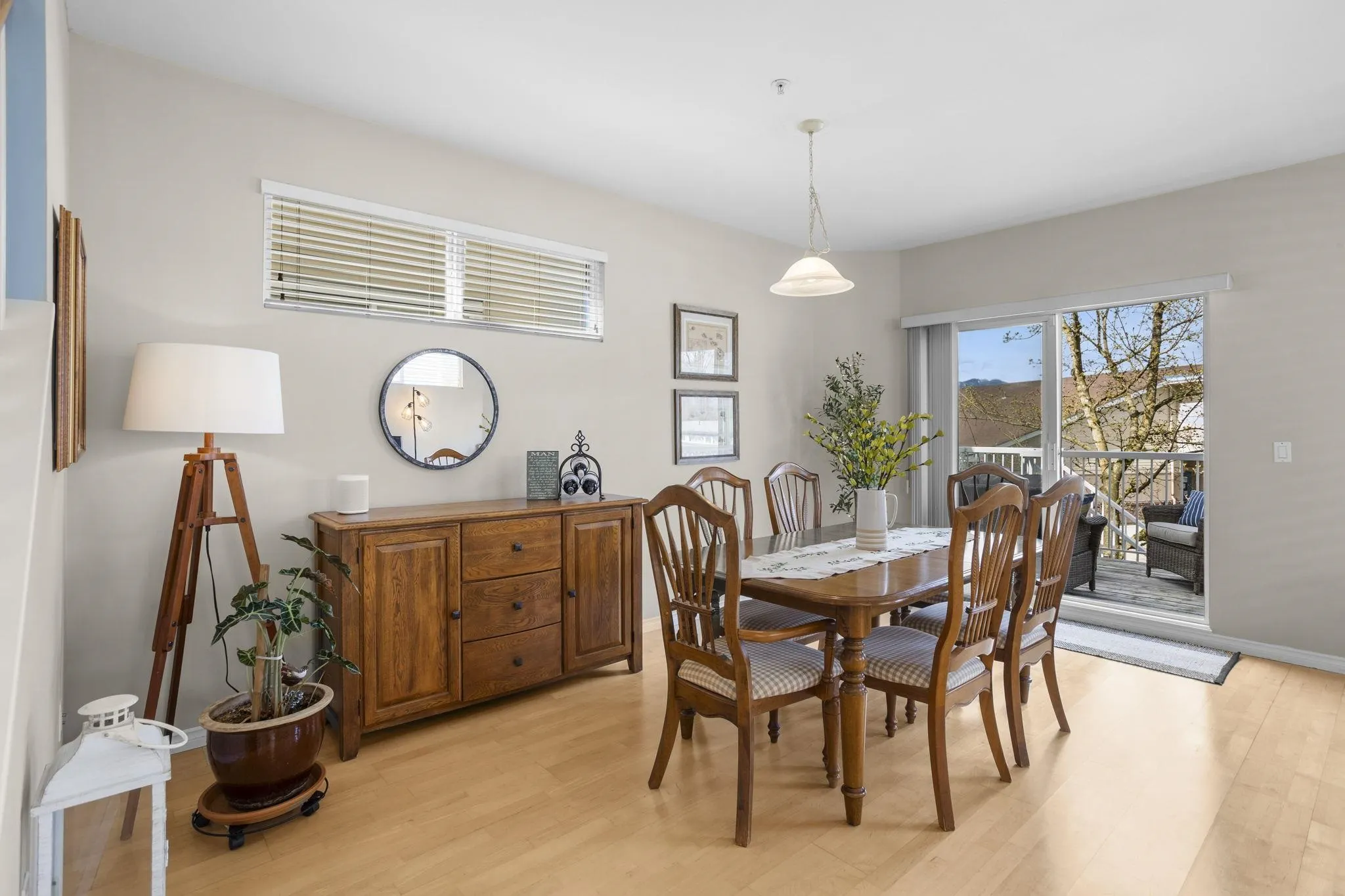 1108 Riverside Close #32