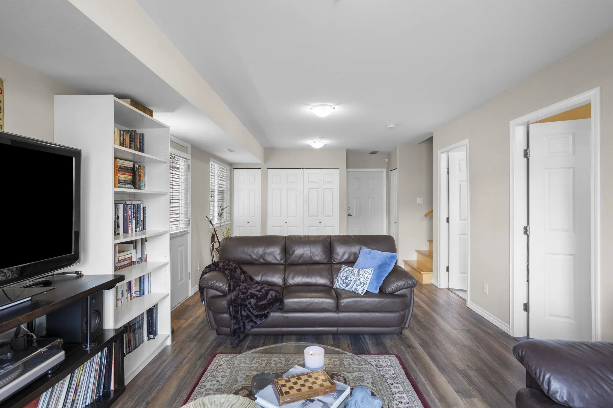 1108 Riverside Close #32
