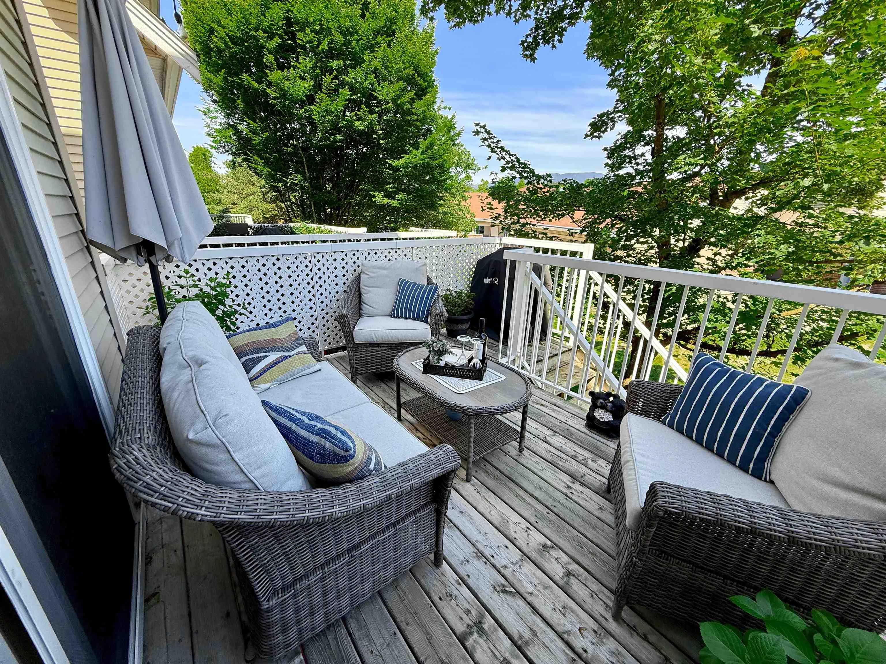 1108 Riverside Close #32
