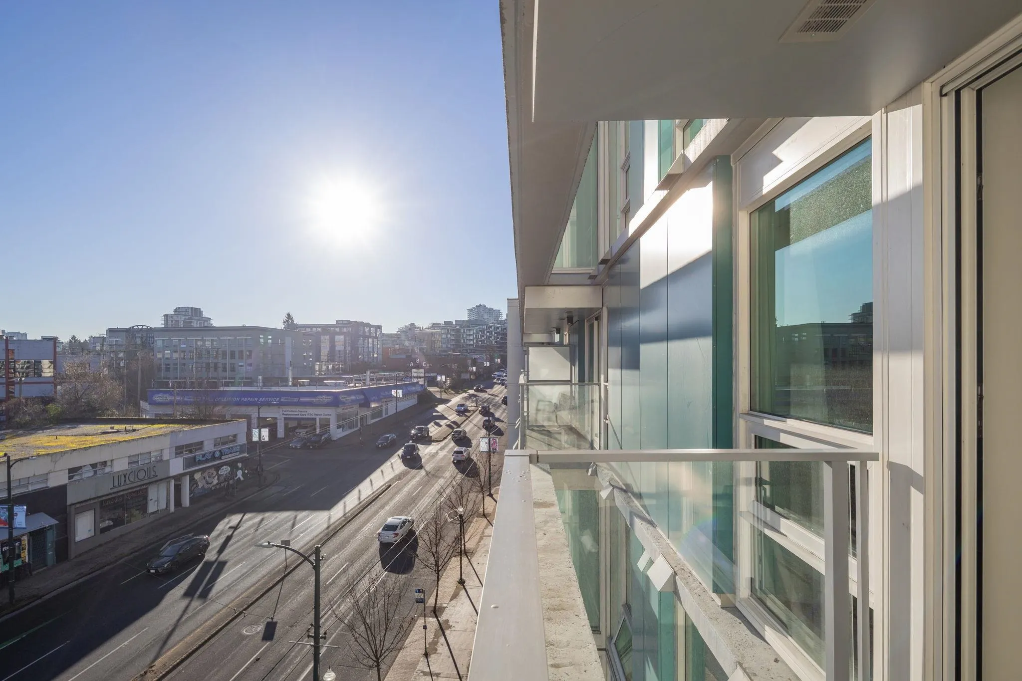 180 E 2nd Avenue #611