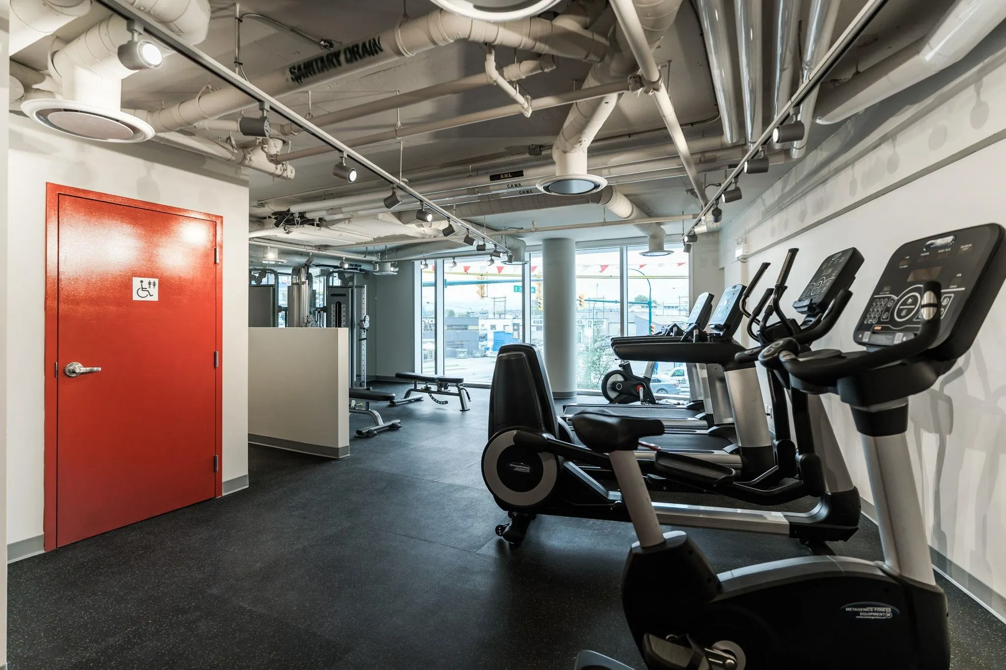 180 E 2nd Avenue #611