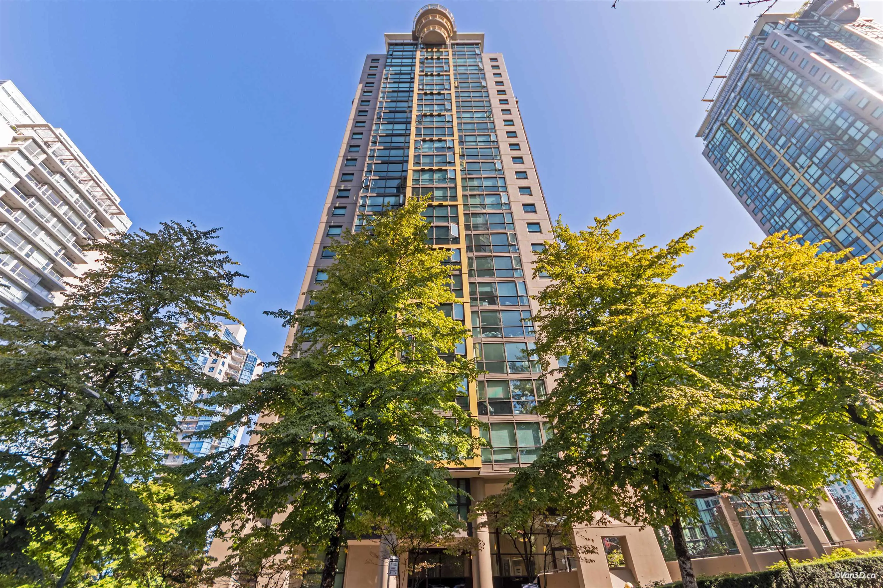 1367 Alberni Street #403