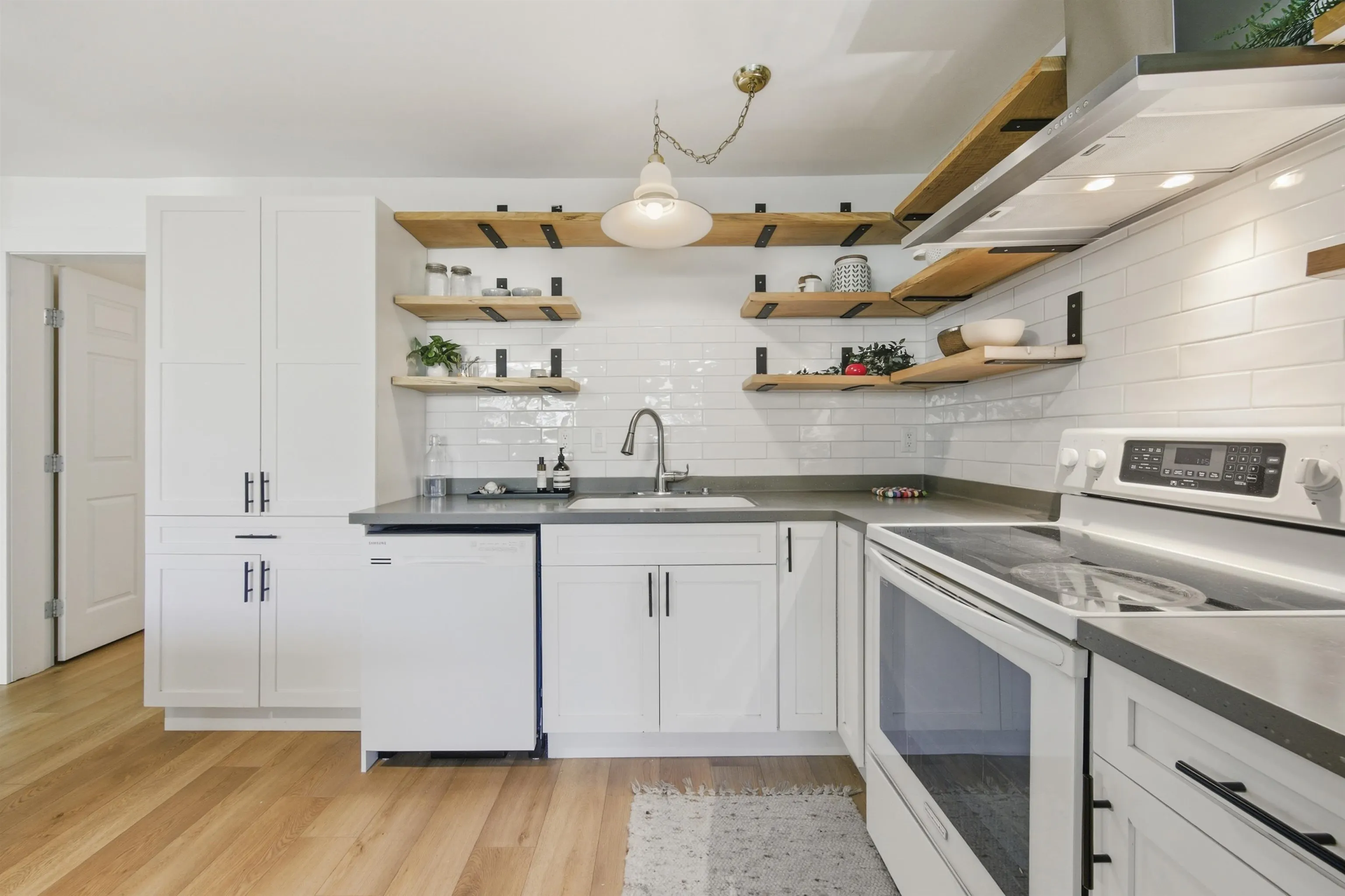 33165 2nd Avenue #205