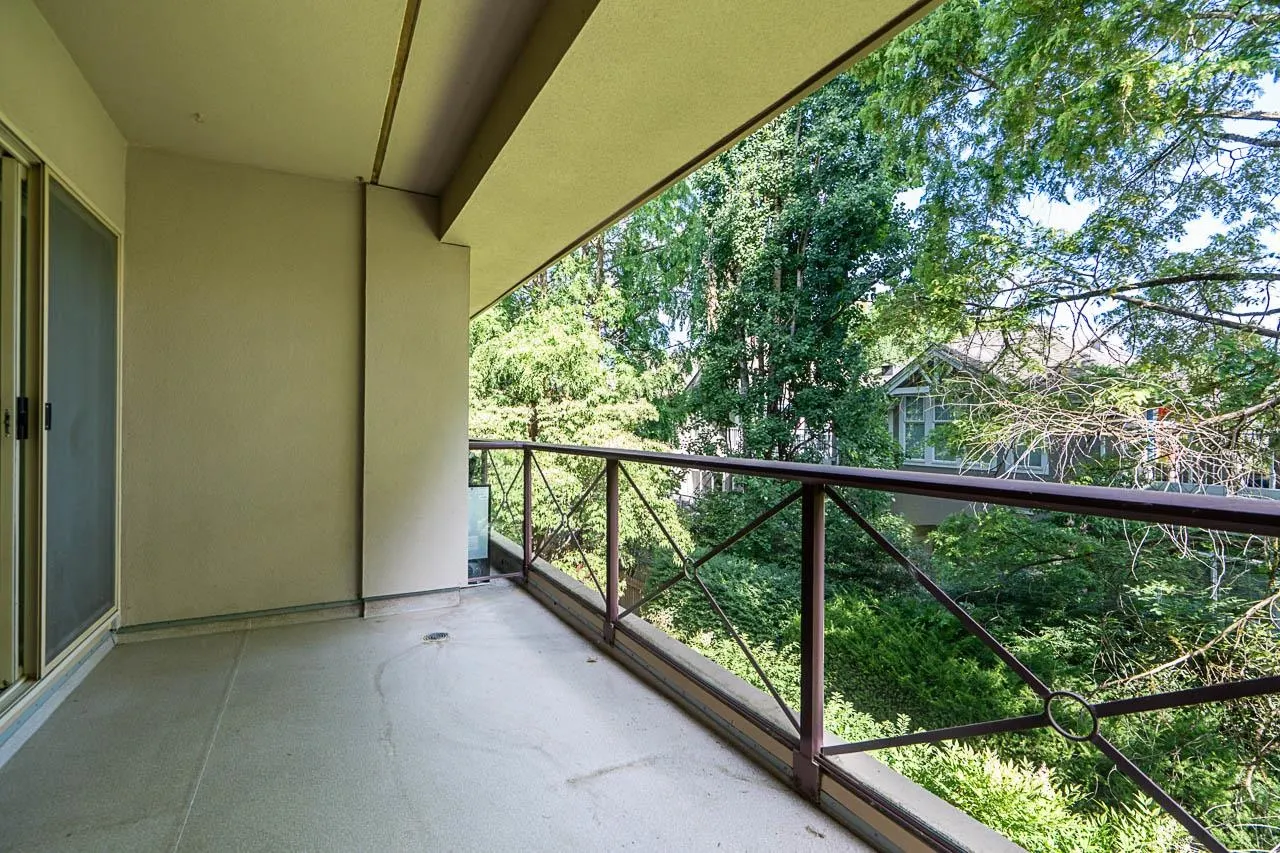 2109 Rowland Street #222
