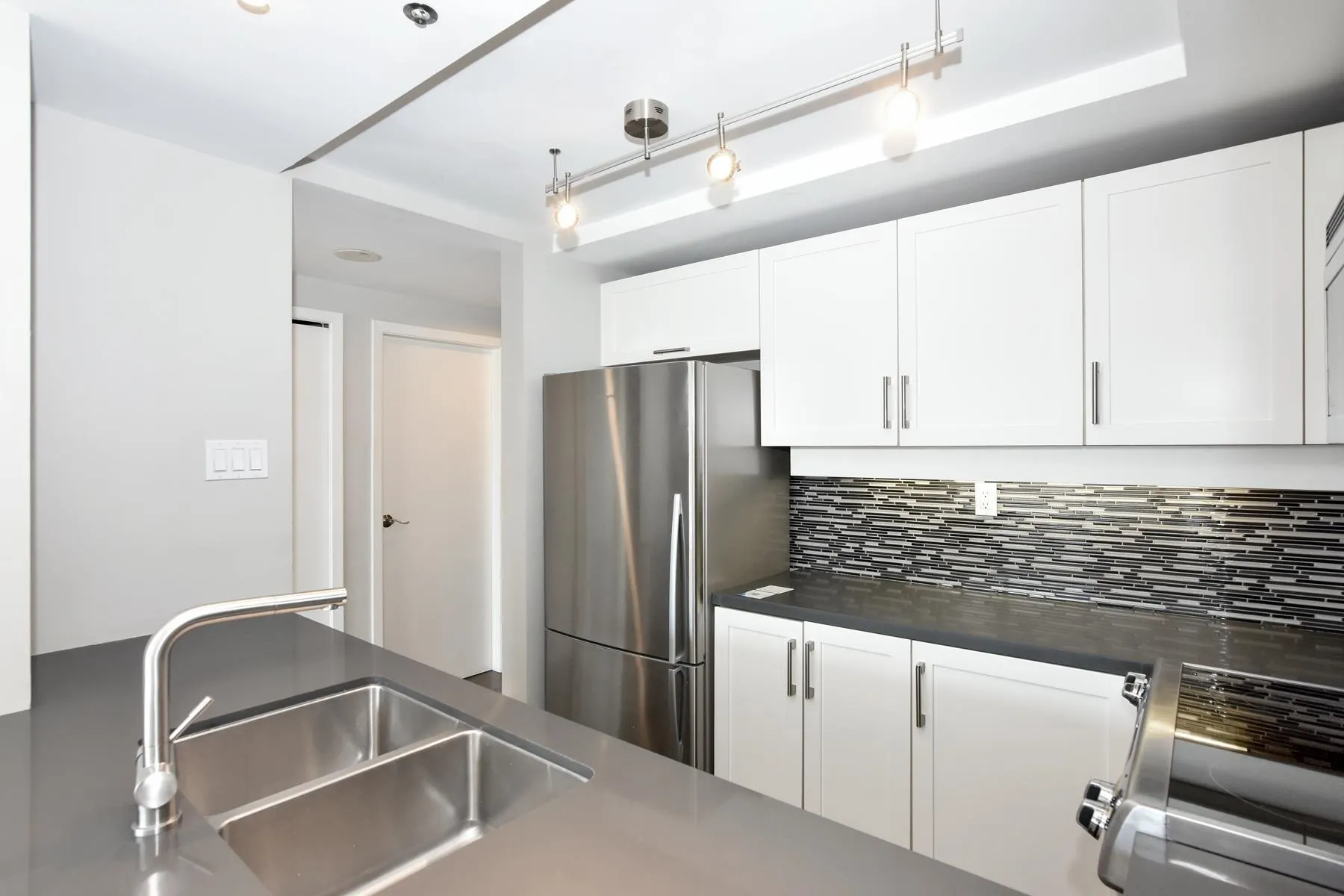 1008 Beach Avenue #503