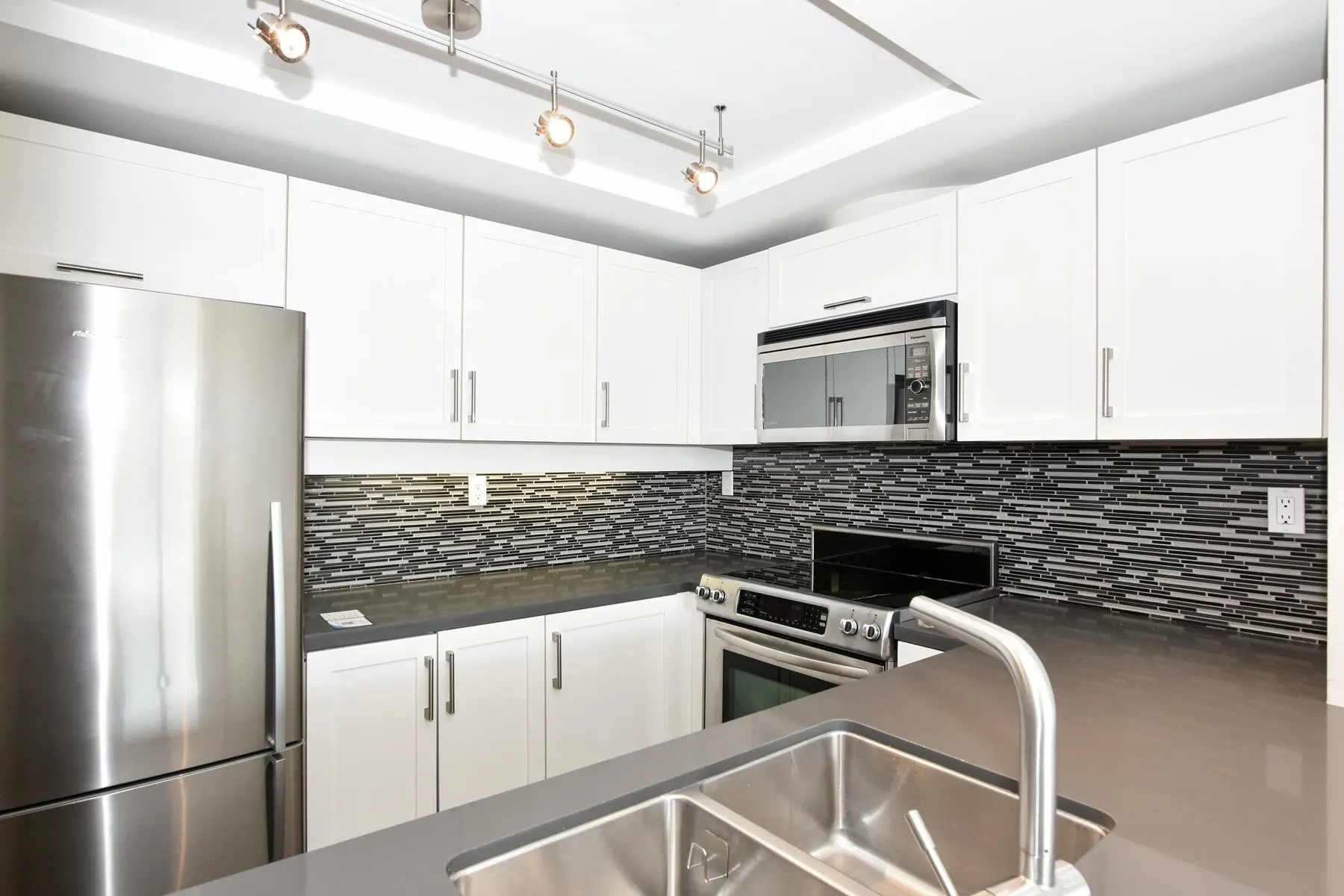 1008 Beach Avenue #503