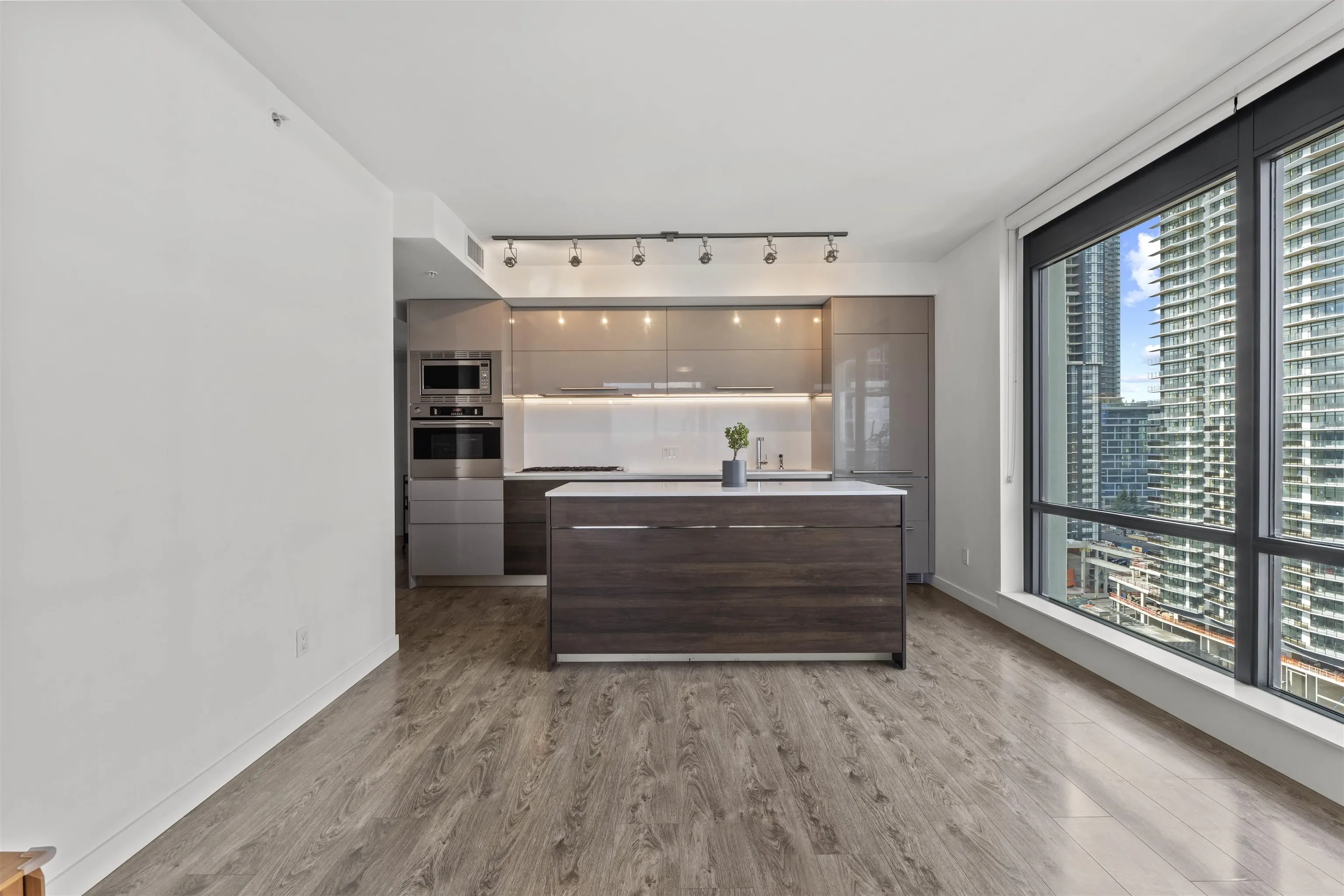 2378 Alpha Avenue #2201