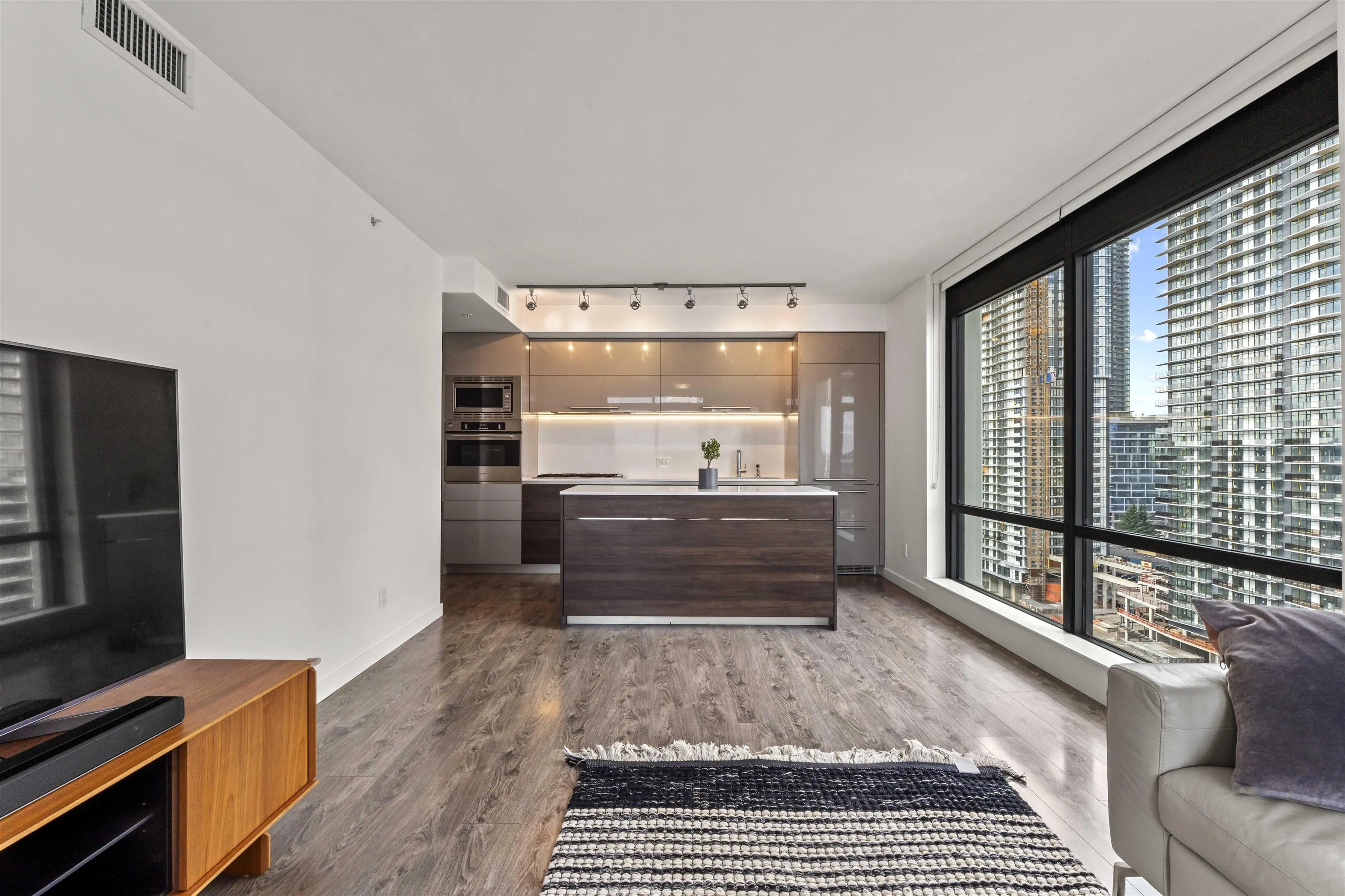 2378 Alpha Avenue #2201