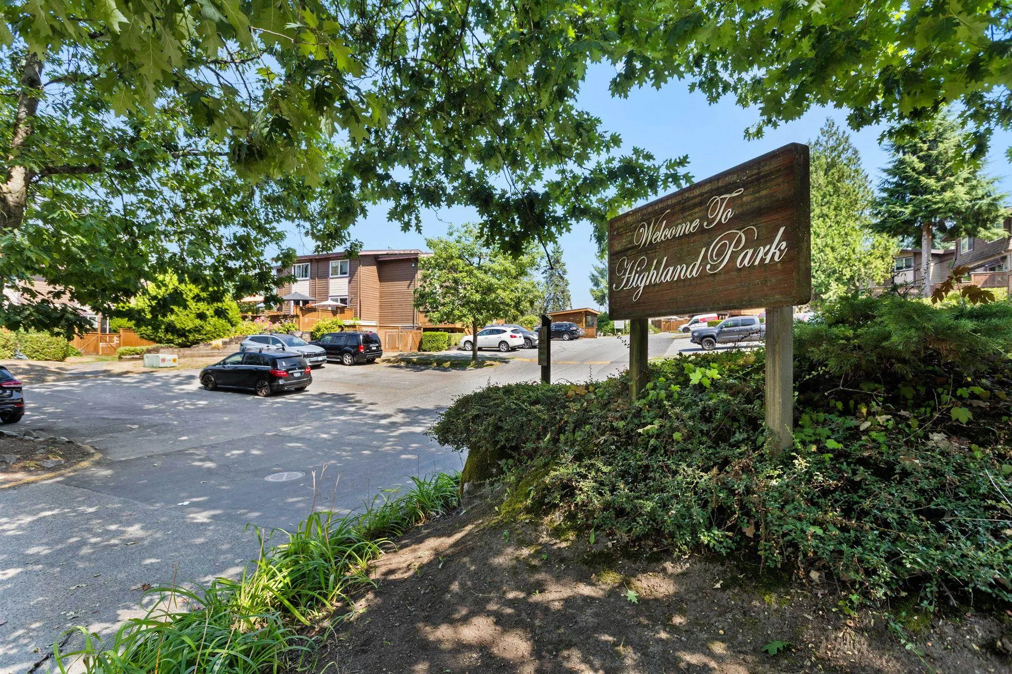 302 Highland Way #2