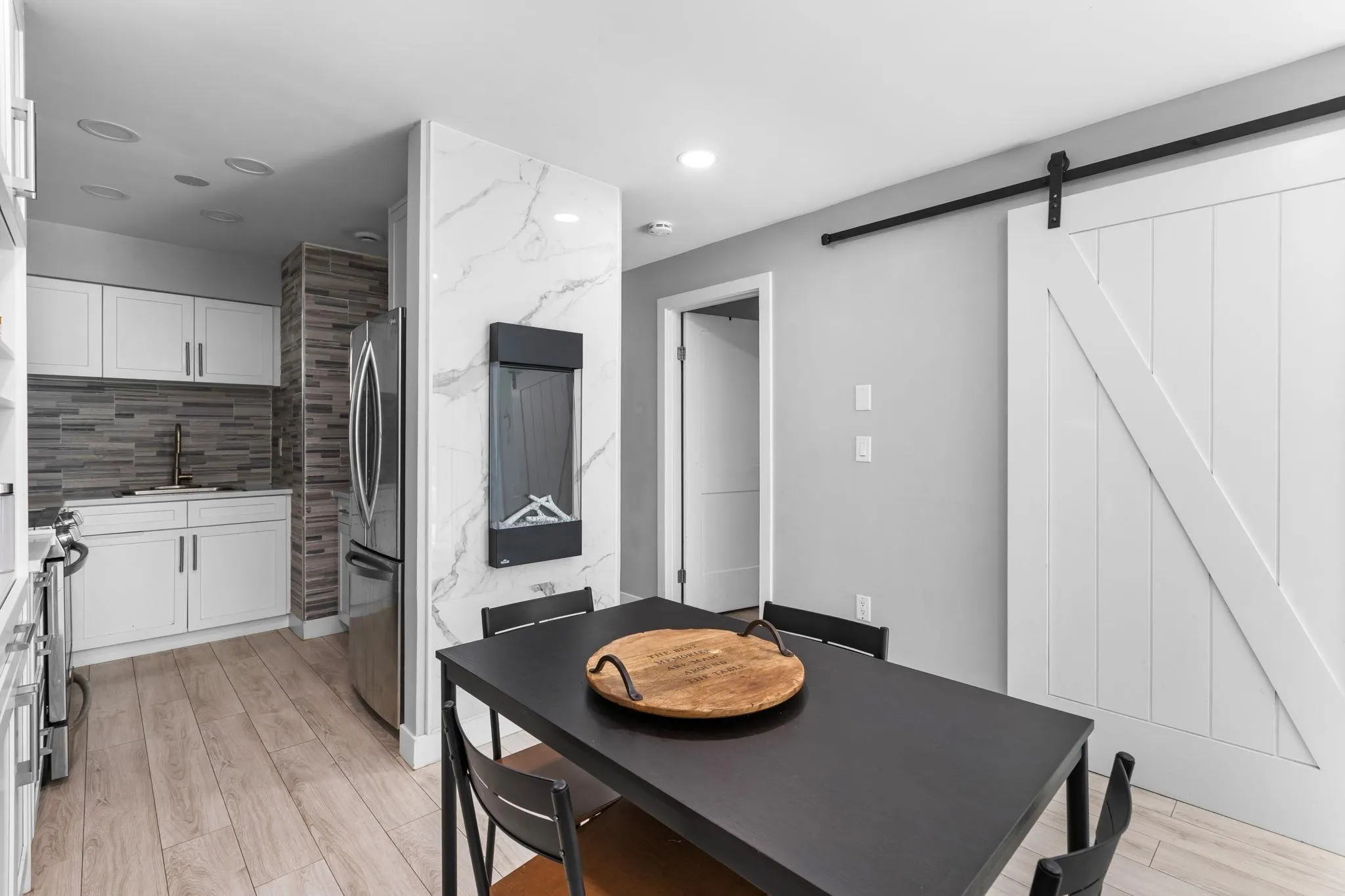 302 Highland Way #2