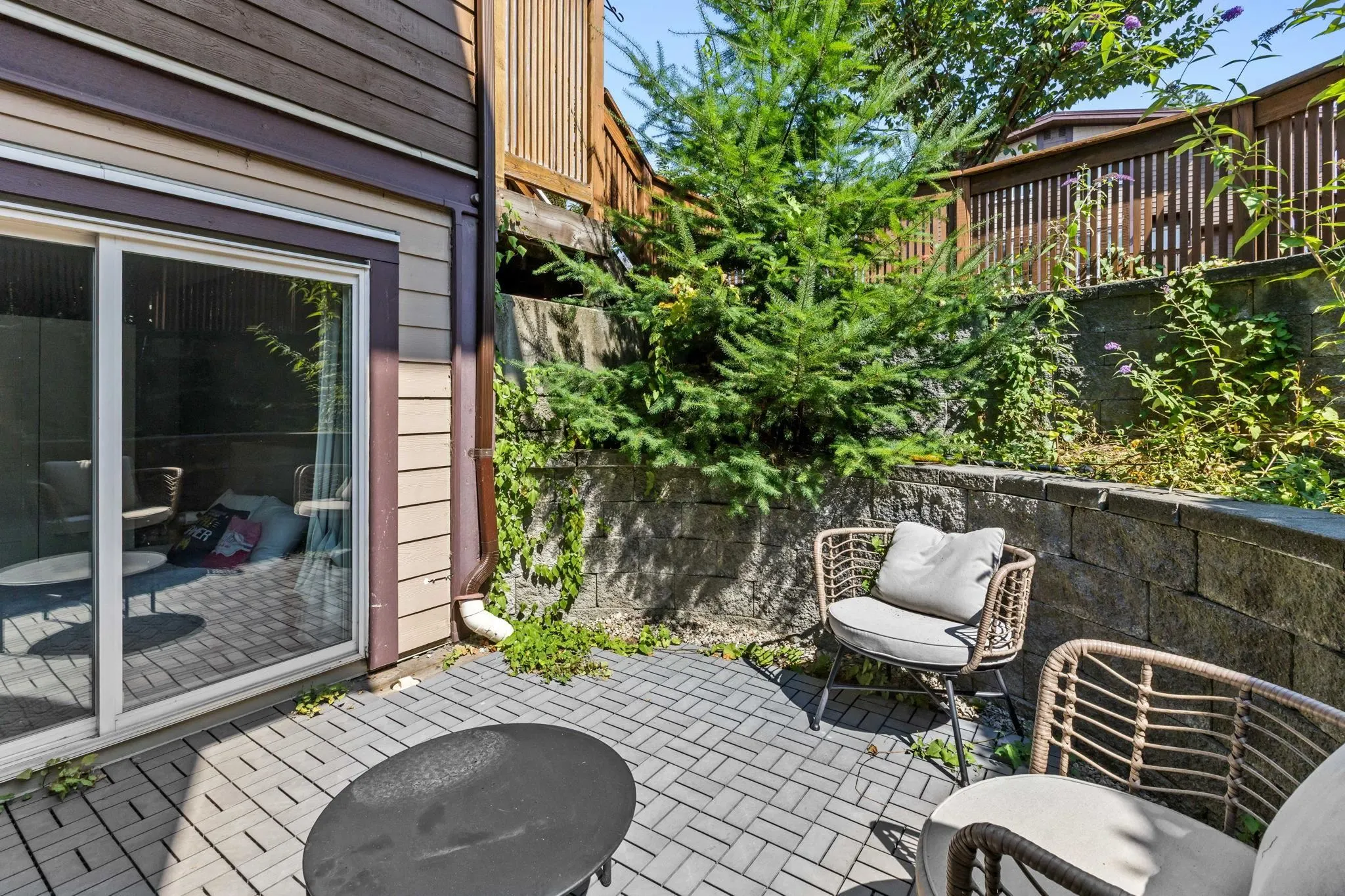 302 Highland Way #2