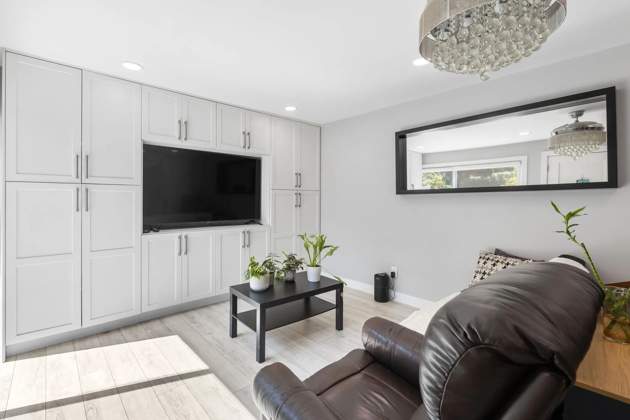 302 Highland Way #2