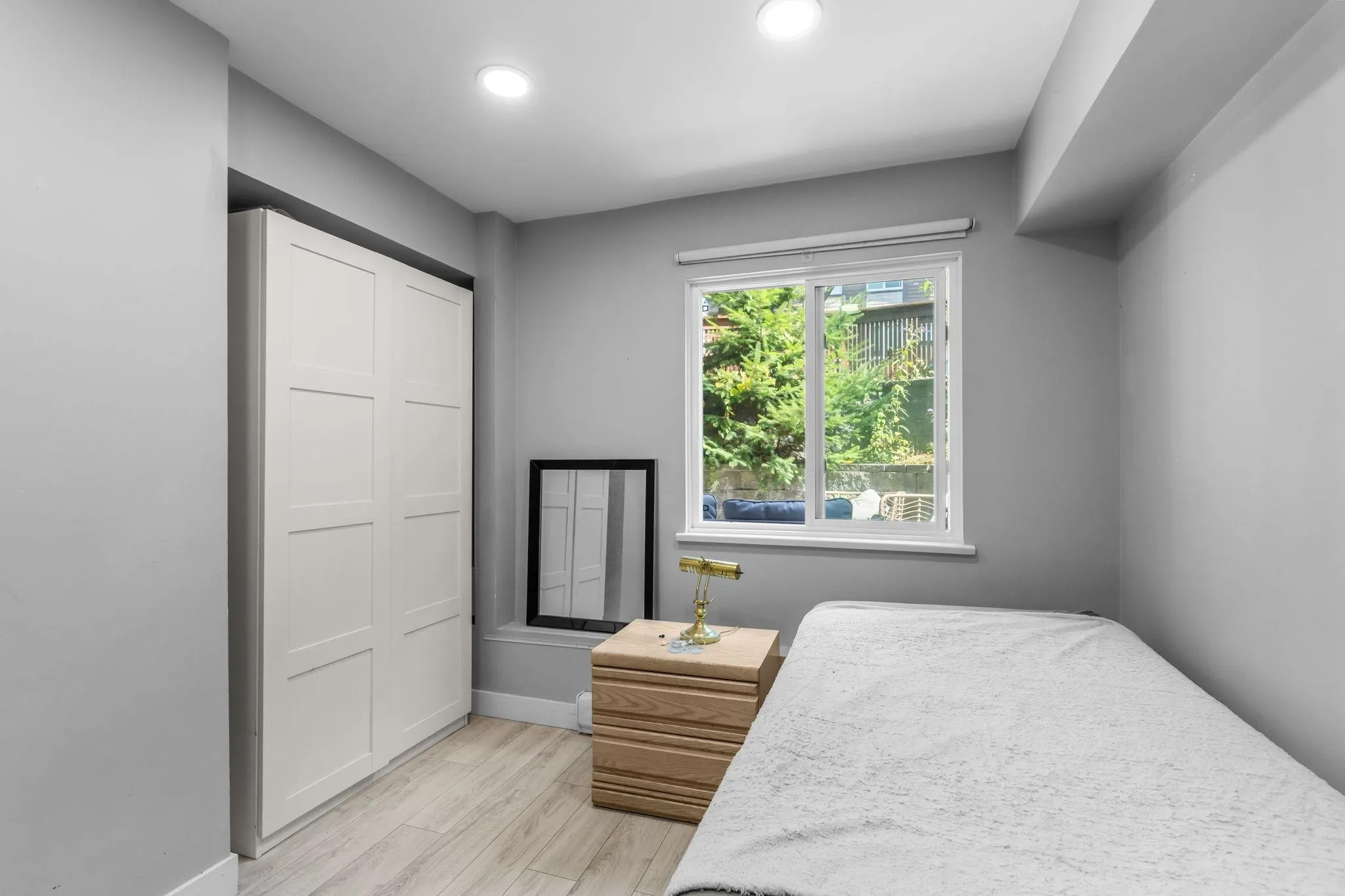 302 Highland Way #2