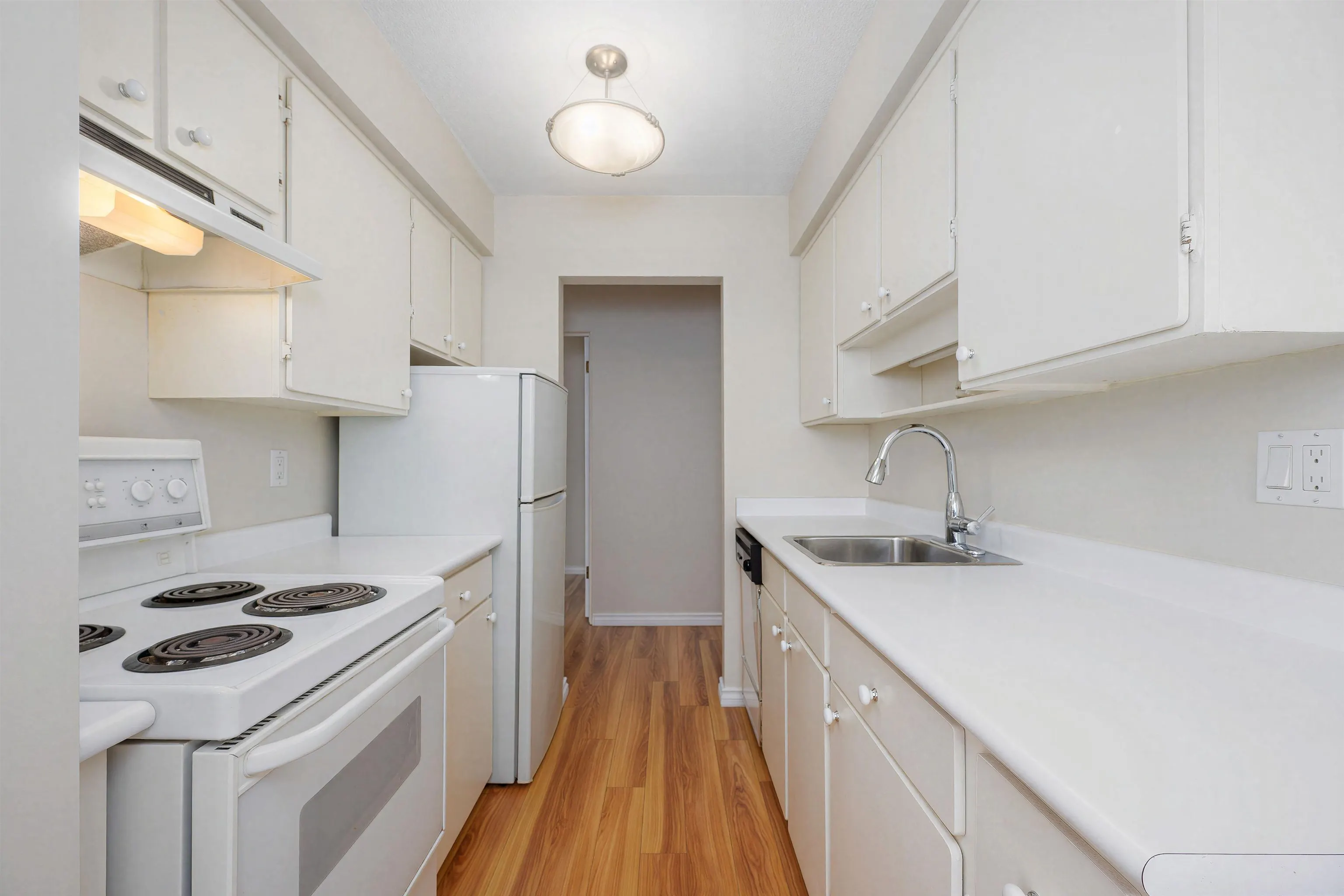 1345 Chesterfield Avenue #302
