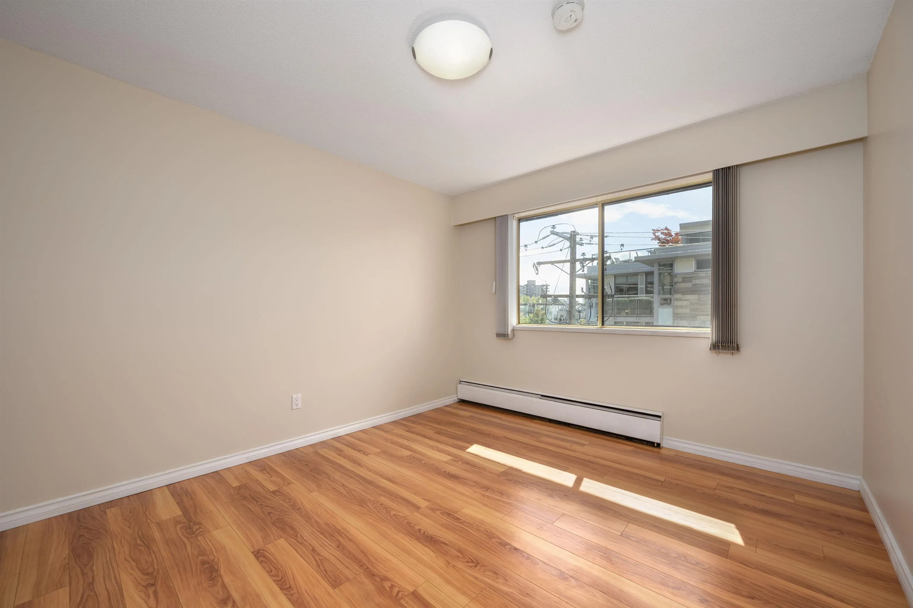 1345 Chesterfield Avenue #302