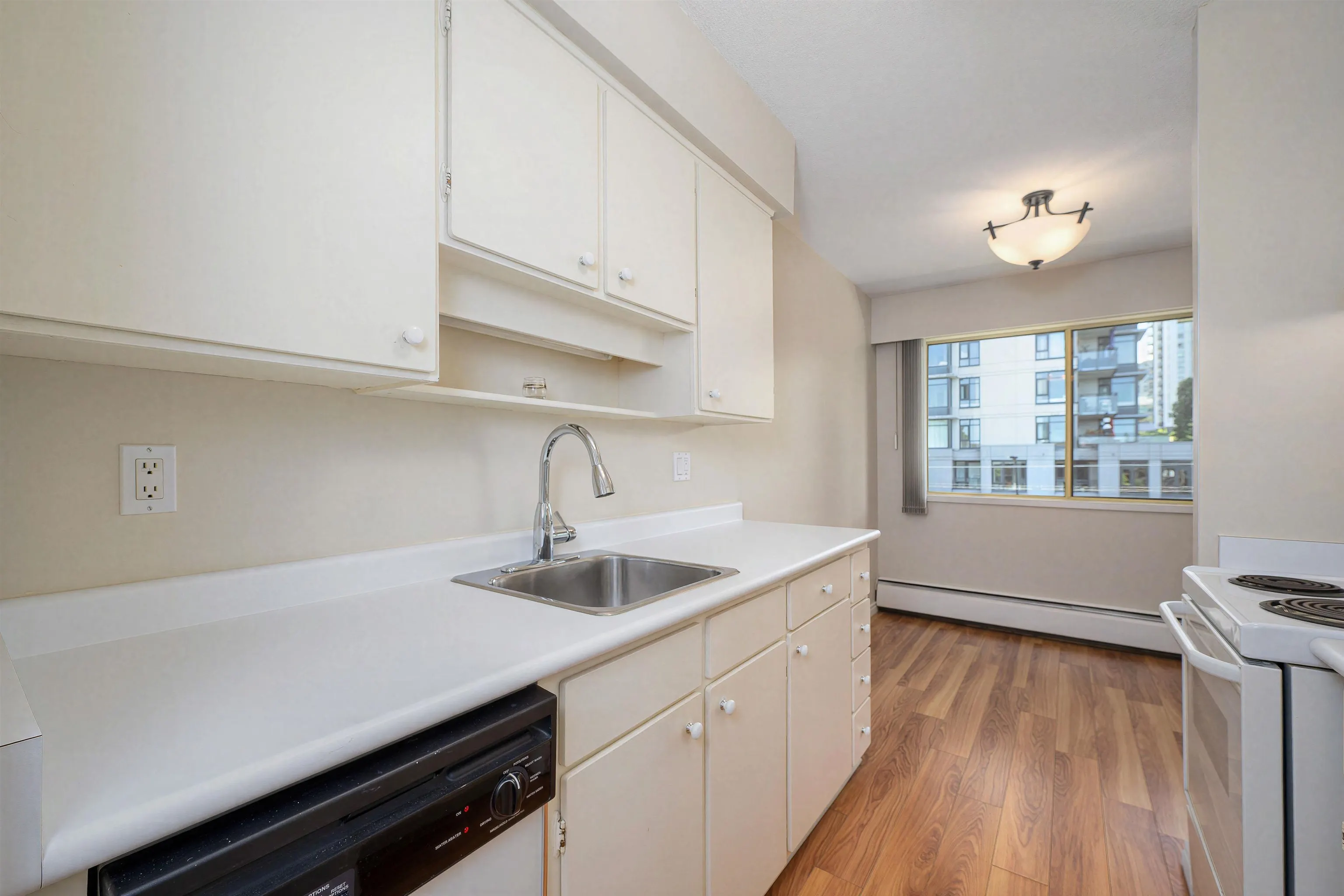 1345 Chesterfield Avenue #302