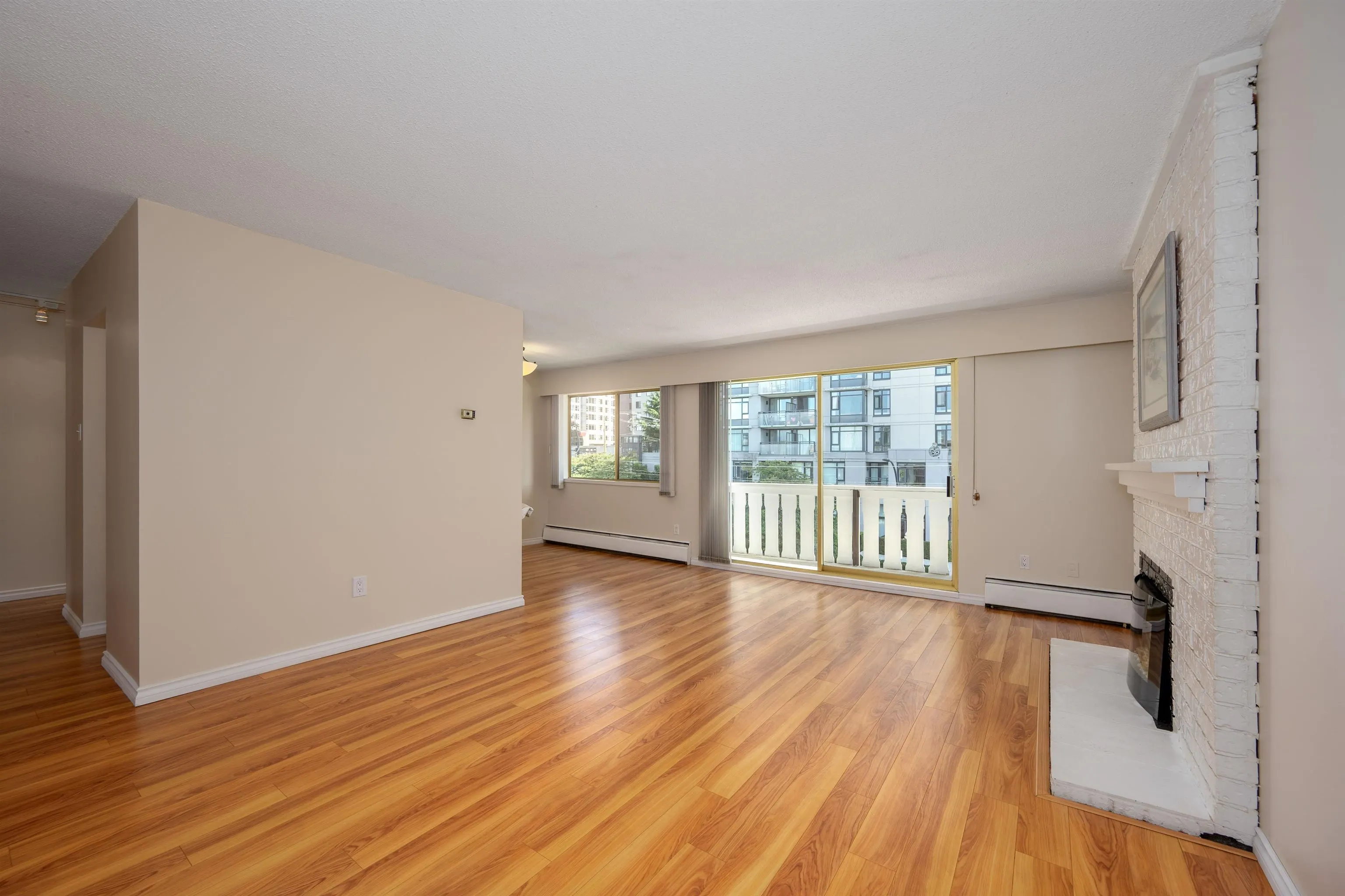 1345 Chesterfield Avenue #302