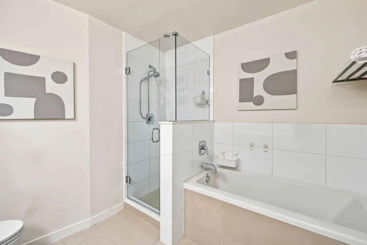 22 E Royal Avenue #127