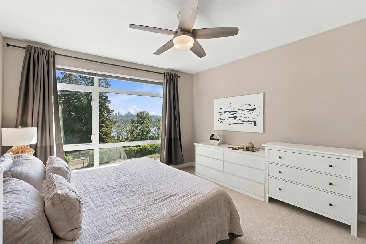 22 E Royal Avenue #127