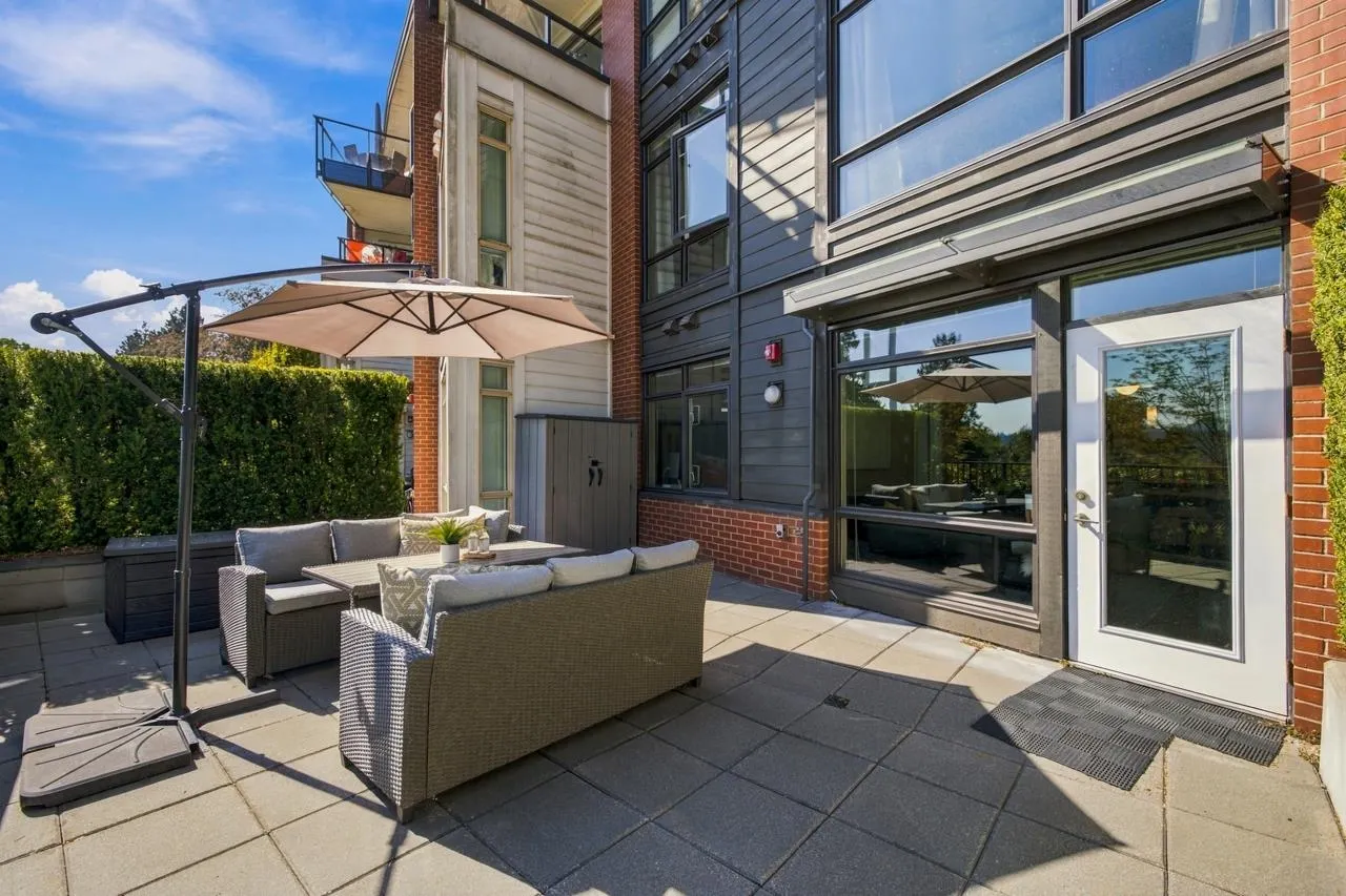 22 E Royal Avenue #127