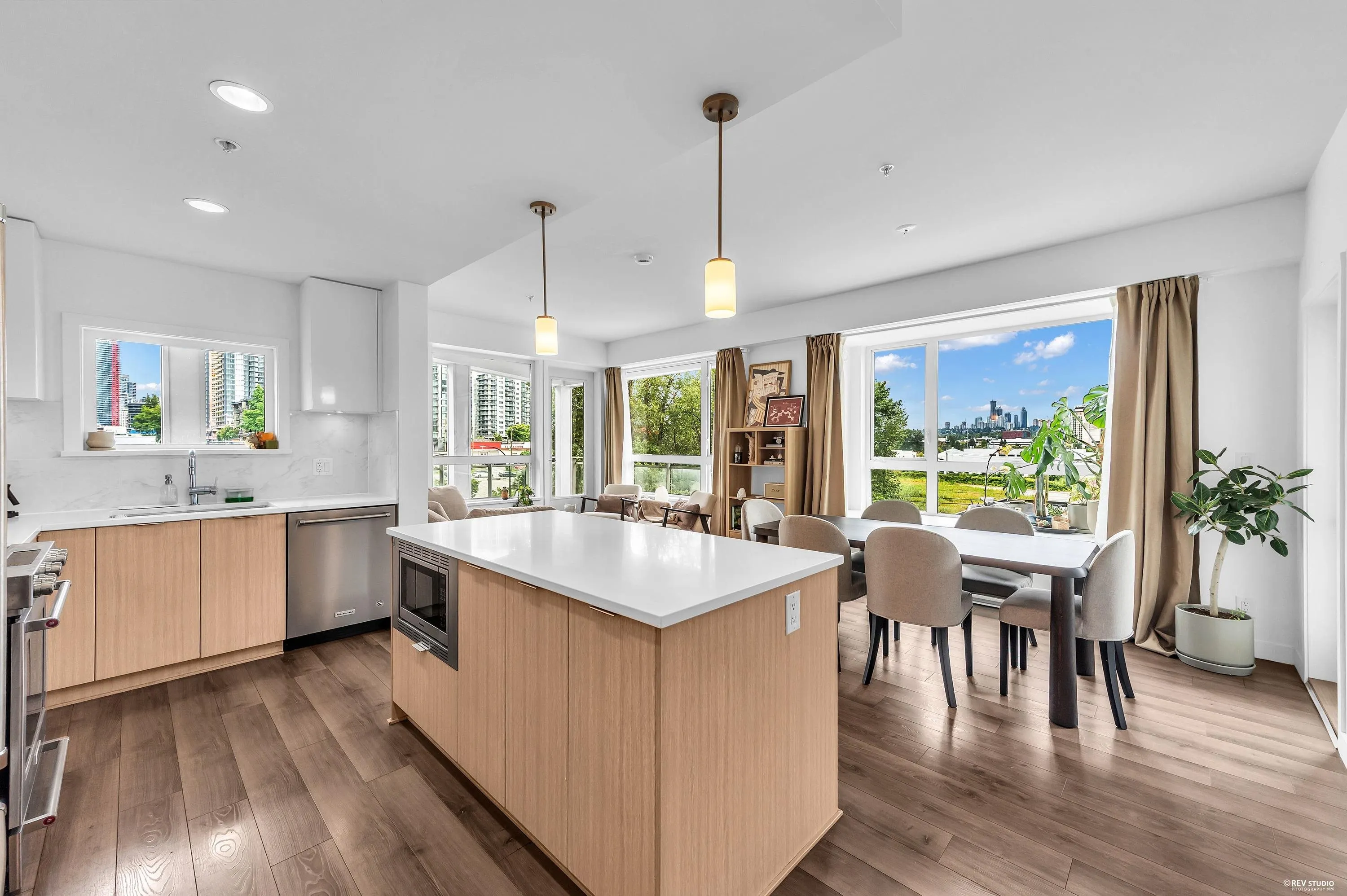 2188 Madison Avenue #412