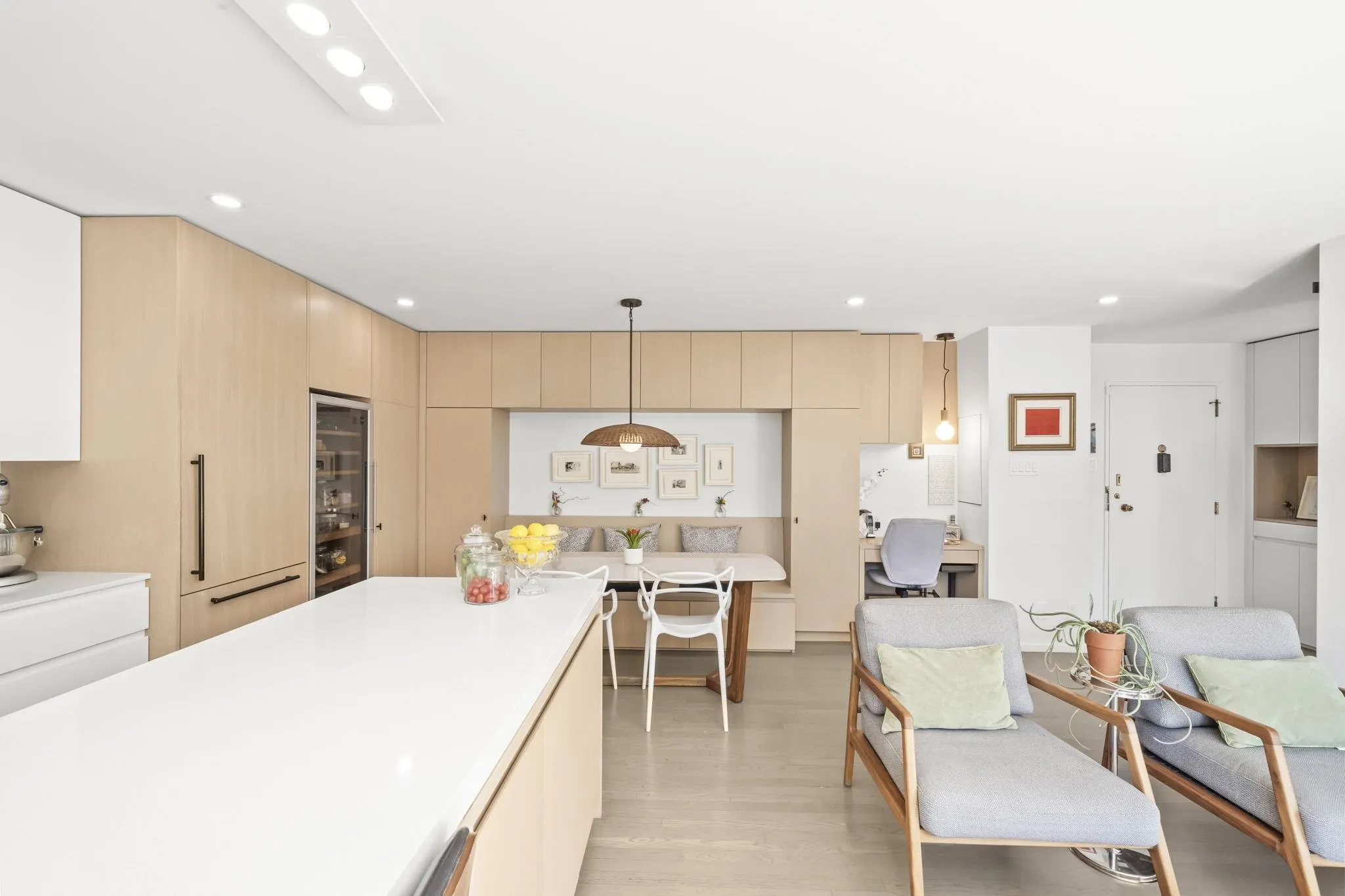 1445 Marpole Avenue #817