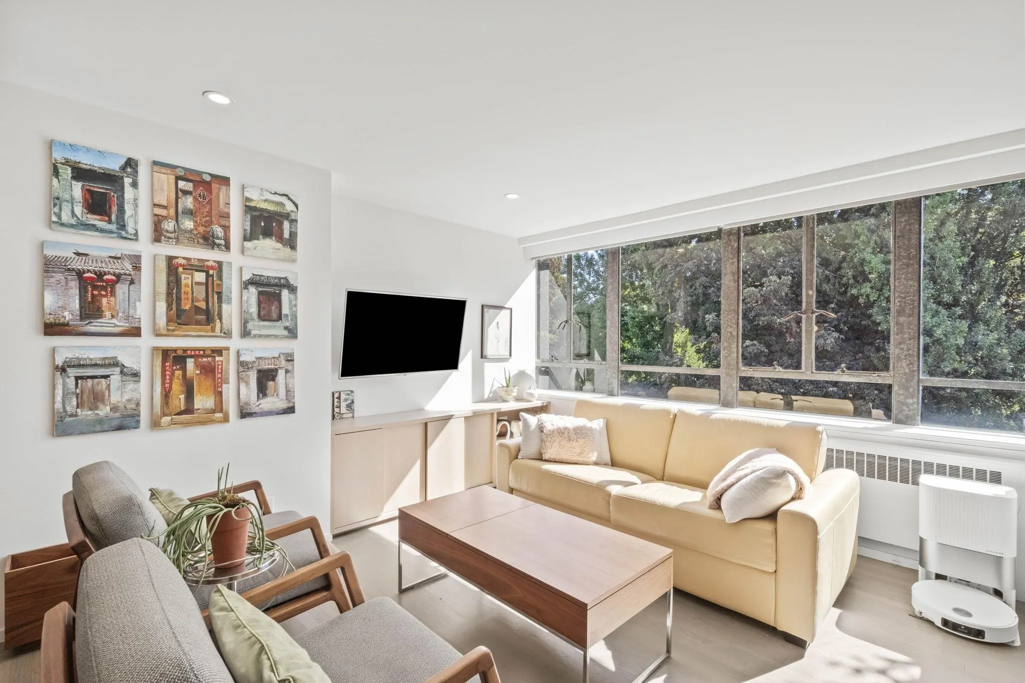 1445 Marpole Avenue #817