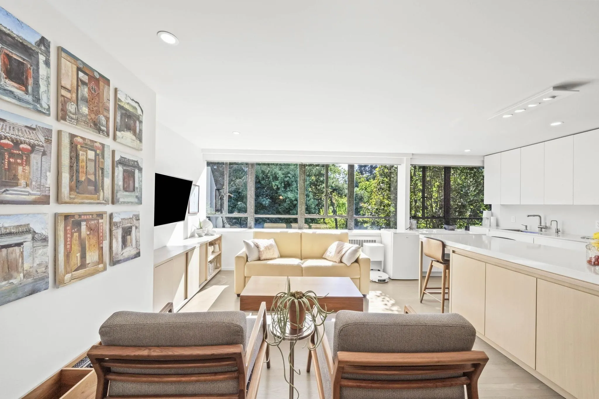 1445 Marpole Avenue #817