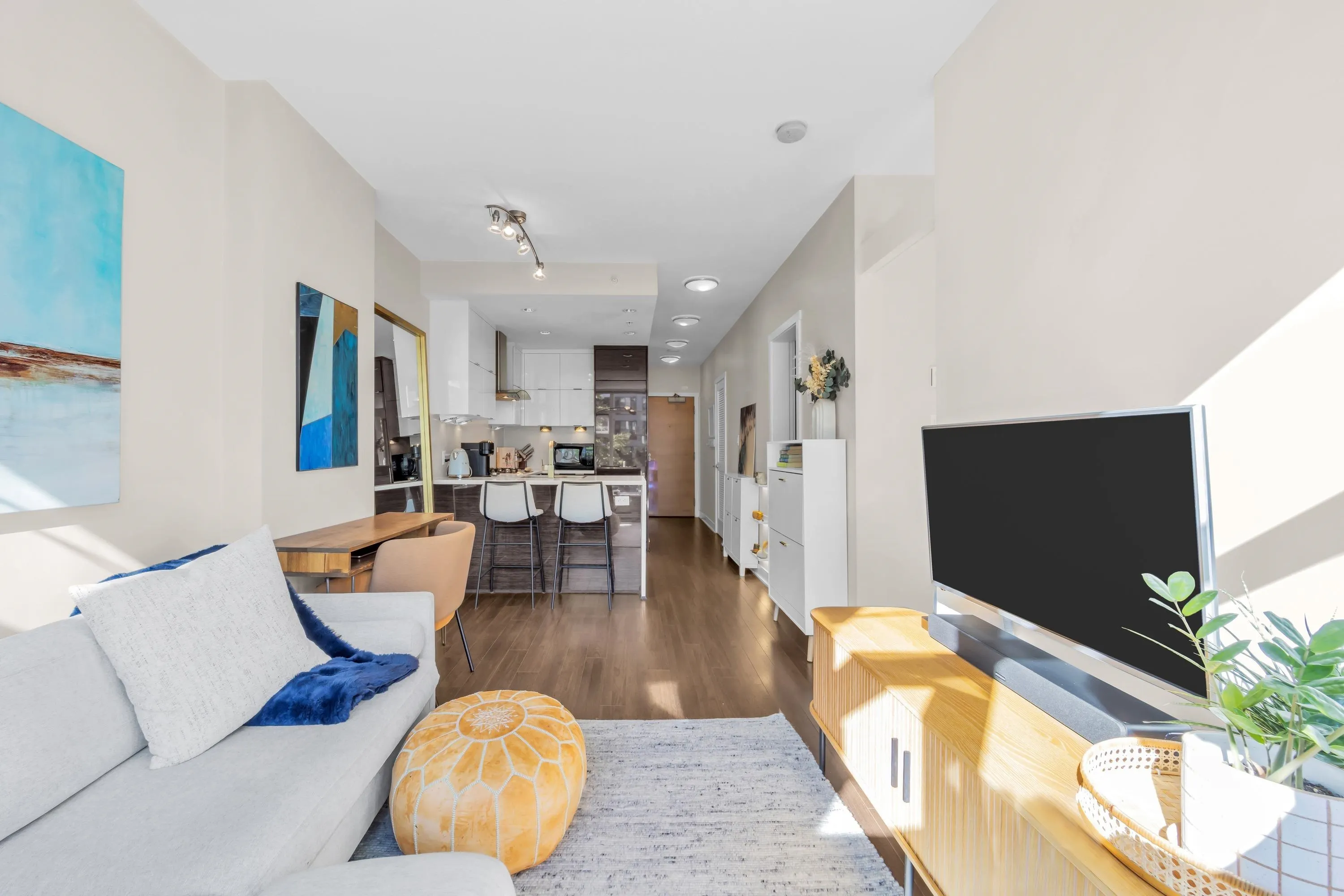 1777 W 7th Avenue #317