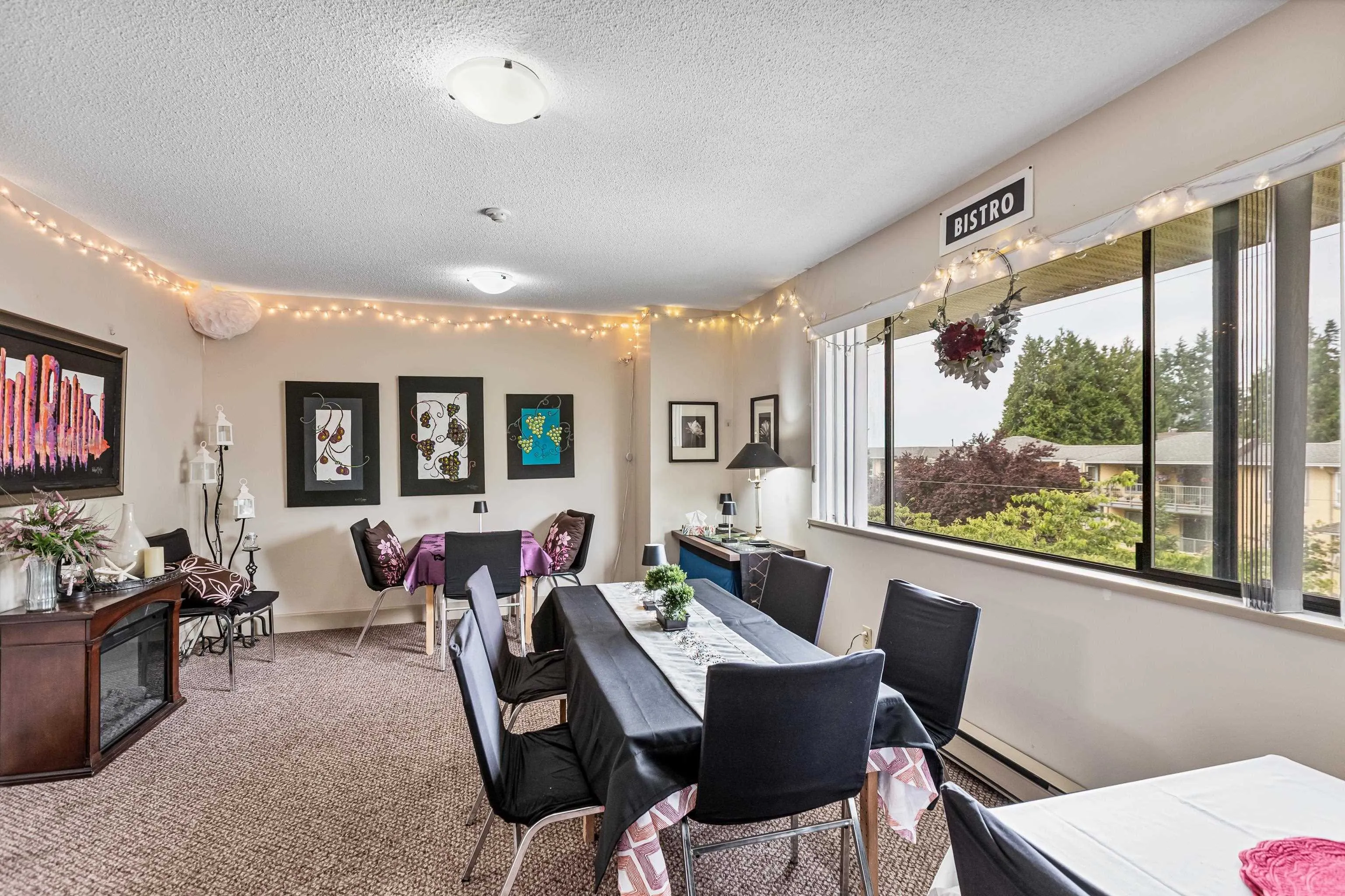 1458 Blackwood Street #204