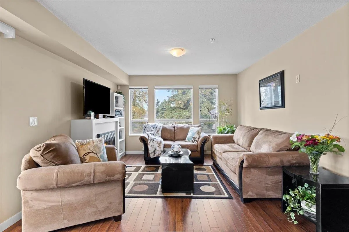 14960 102a Avenue #304