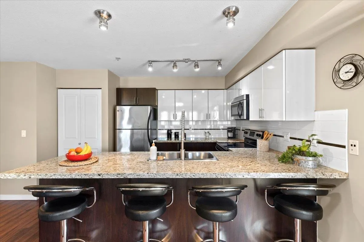 14960 102a Avenue #304