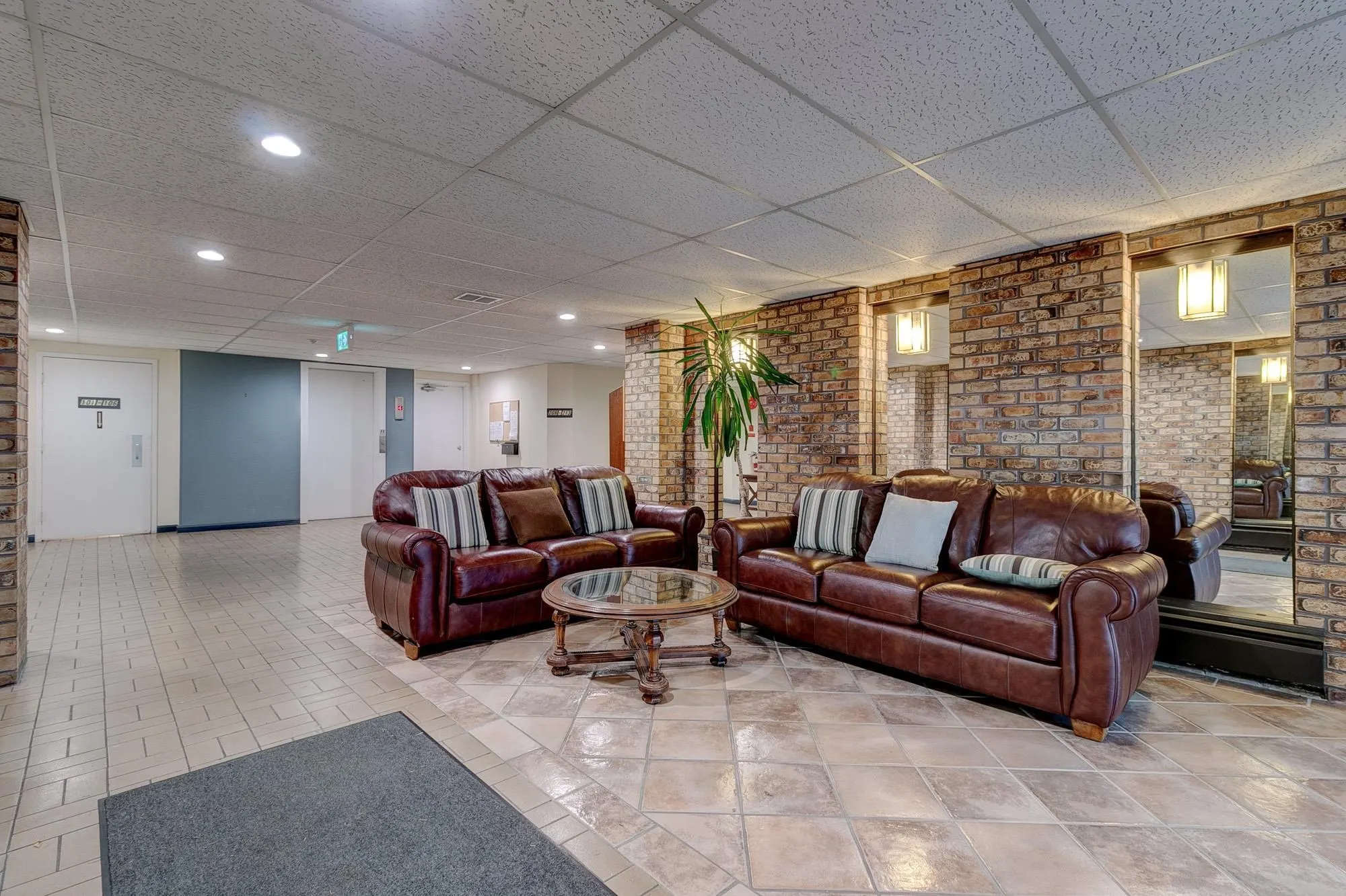 1437 Foster Street #313