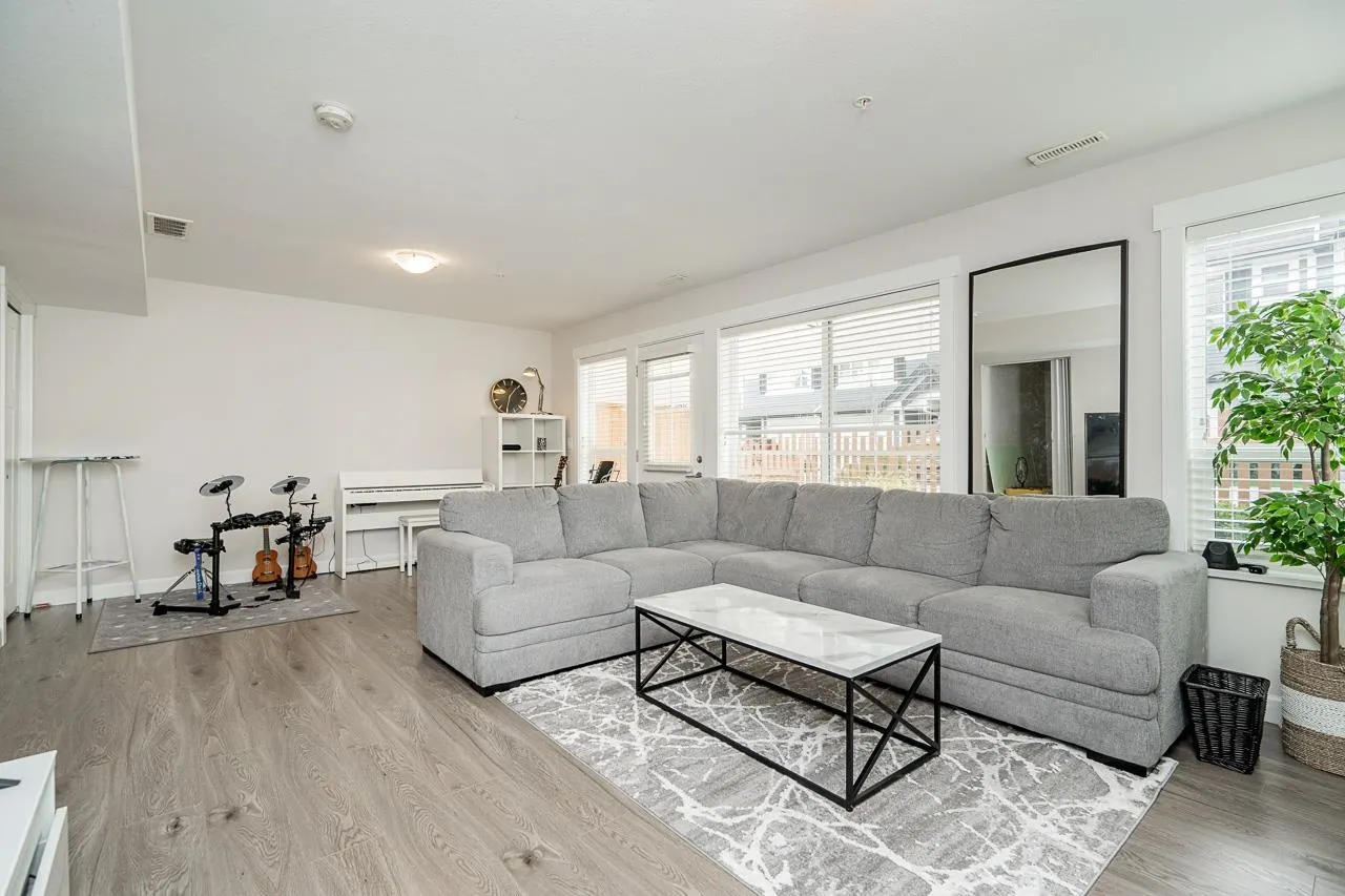 7157 210 Street #28