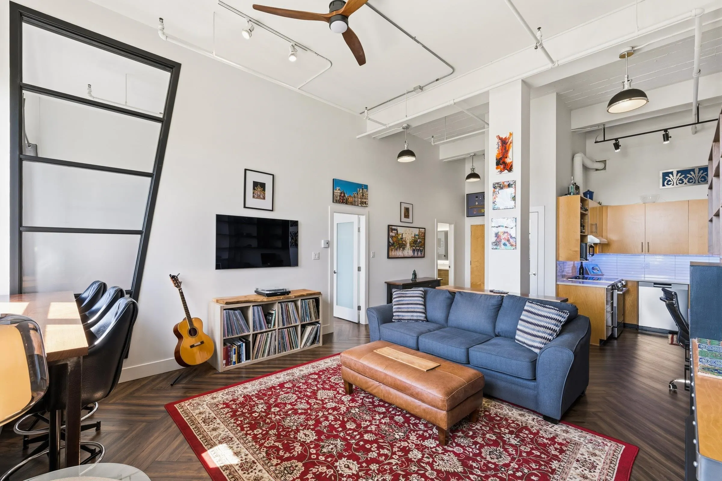 549 Columbia Street #414