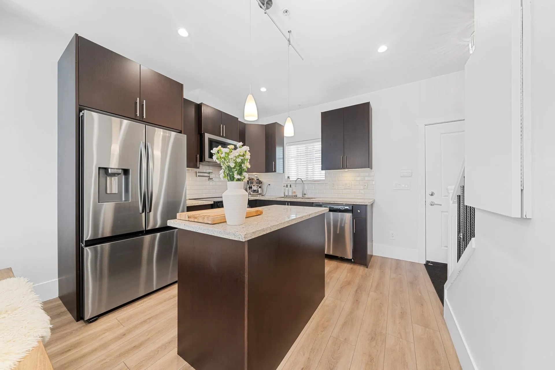 368 Ellesmere Avenue #223