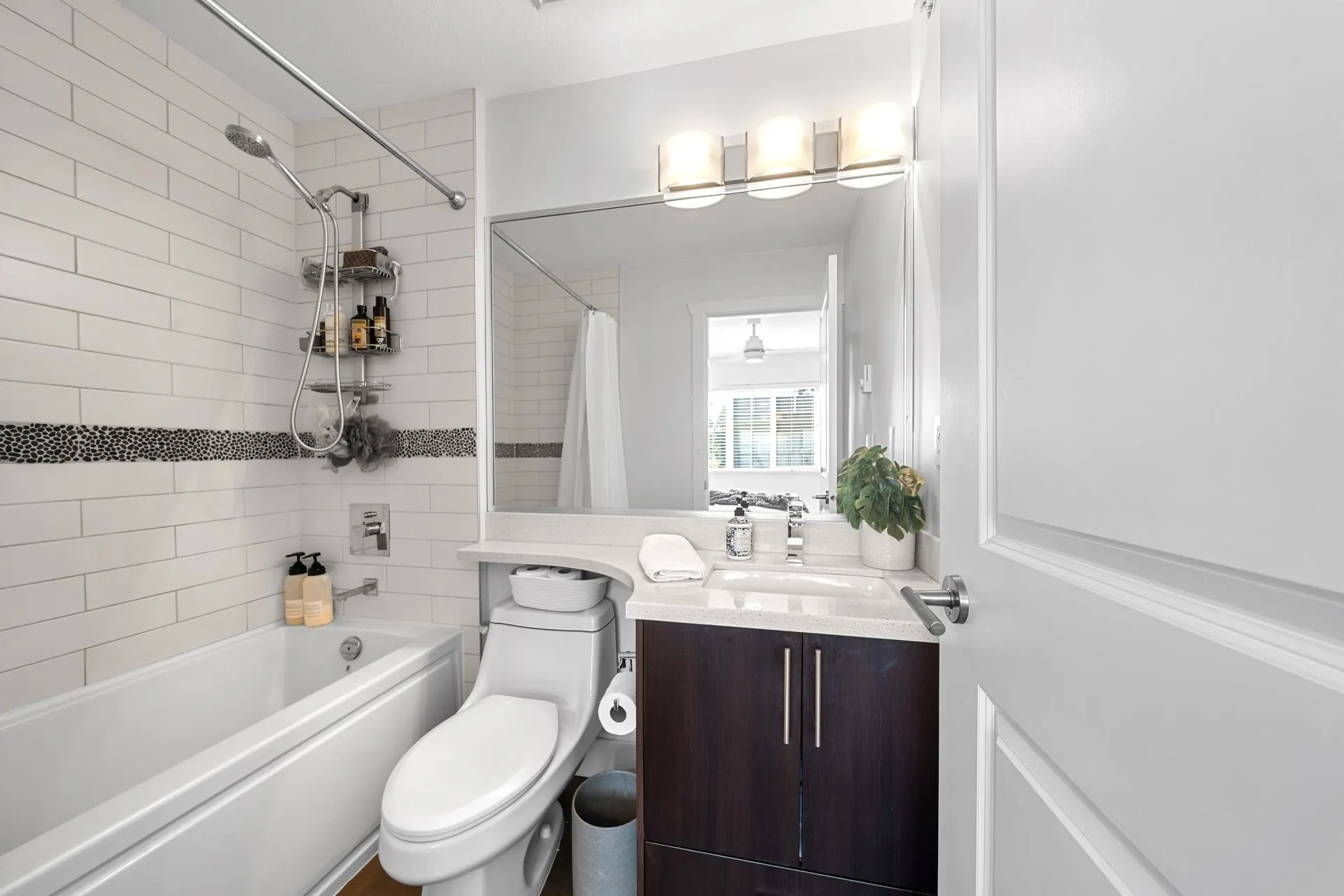 368 Ellesmere Avenue #223