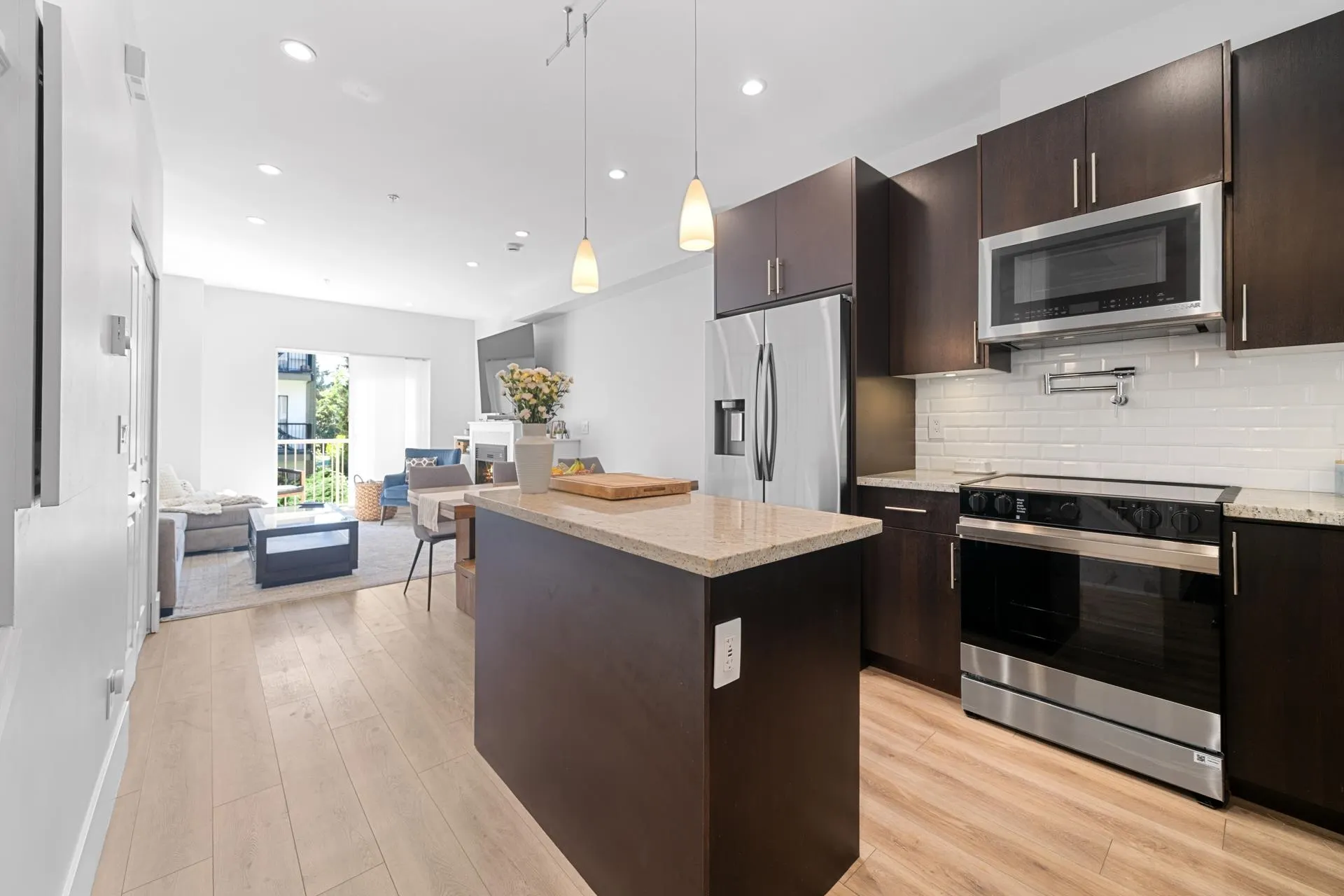 368 Ellesmere Avenue #223