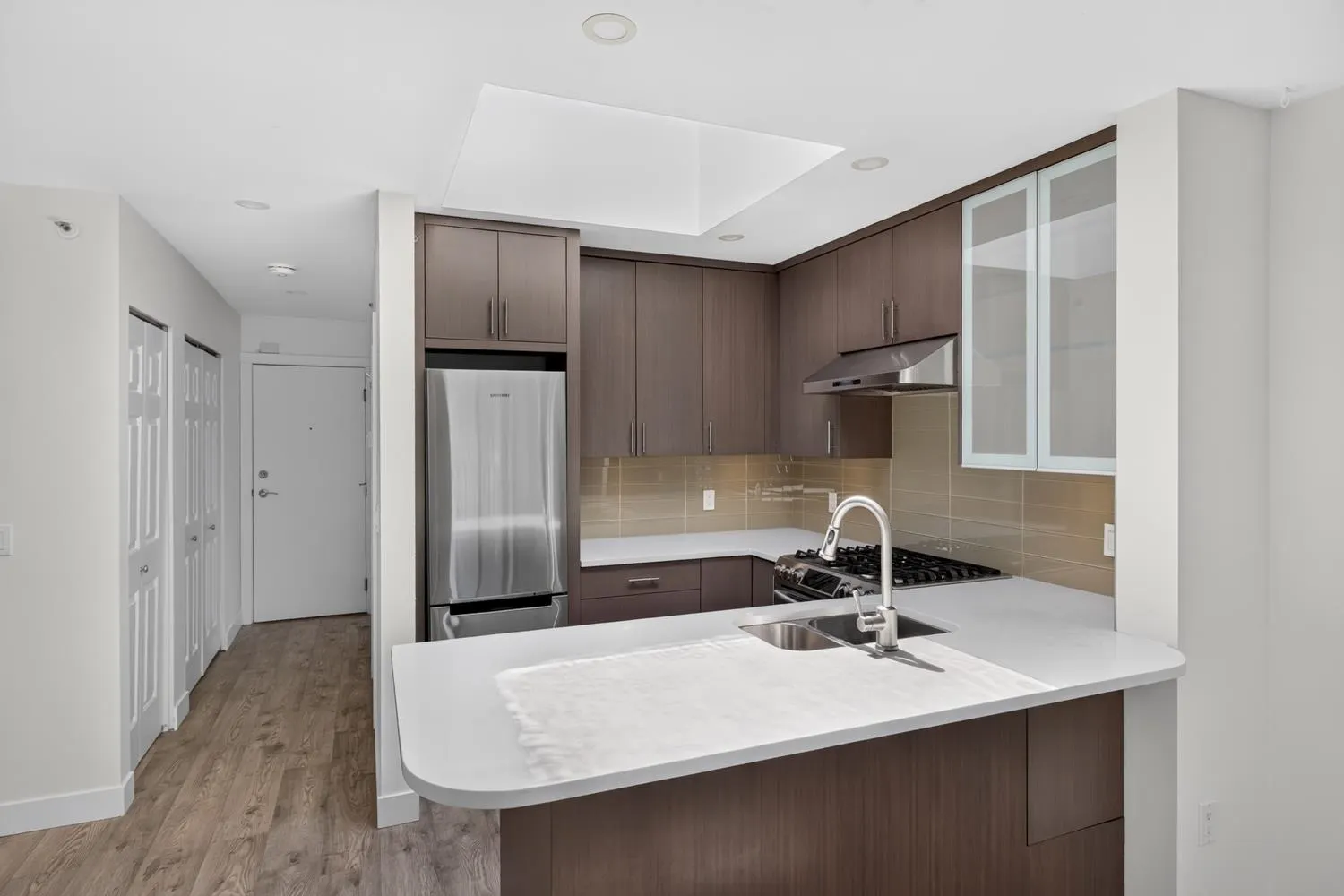 688 E 16th Avenue #401
