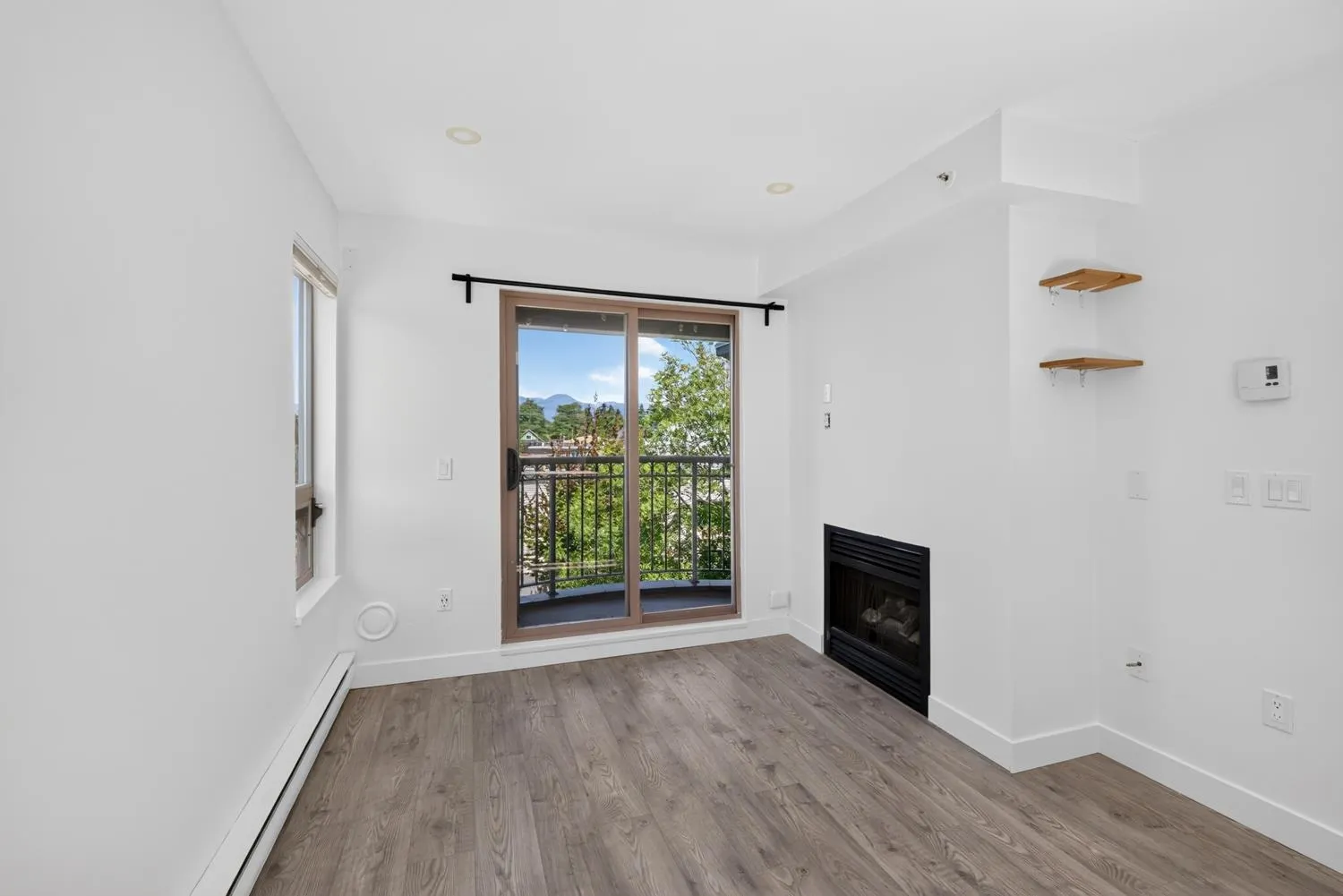 688 E 16th Avenue #401