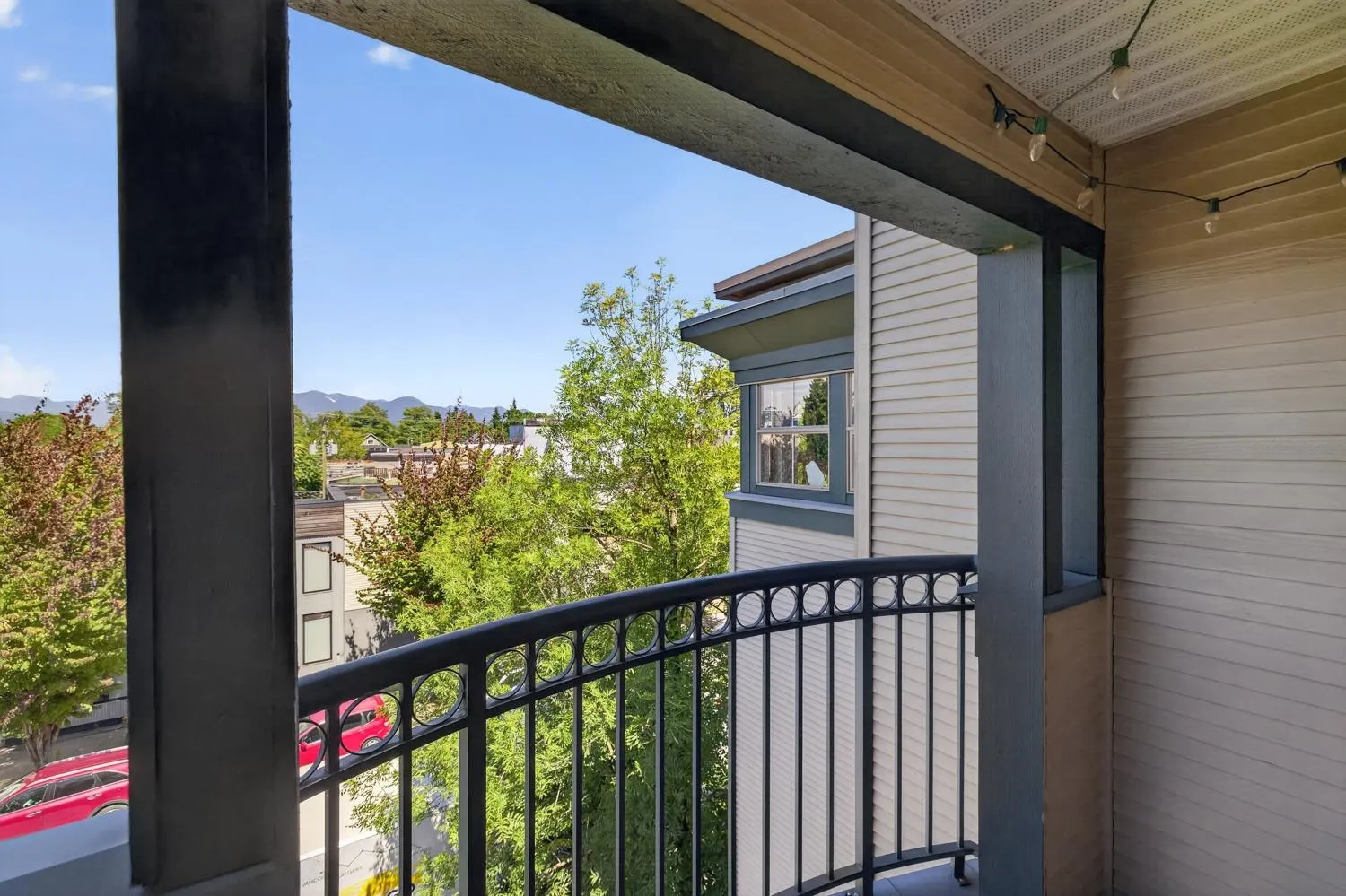688 E 16th Avenue #401