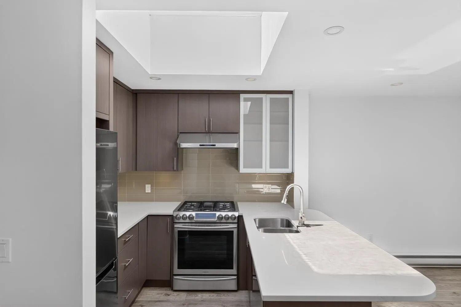 688 E 16th Avenue #401