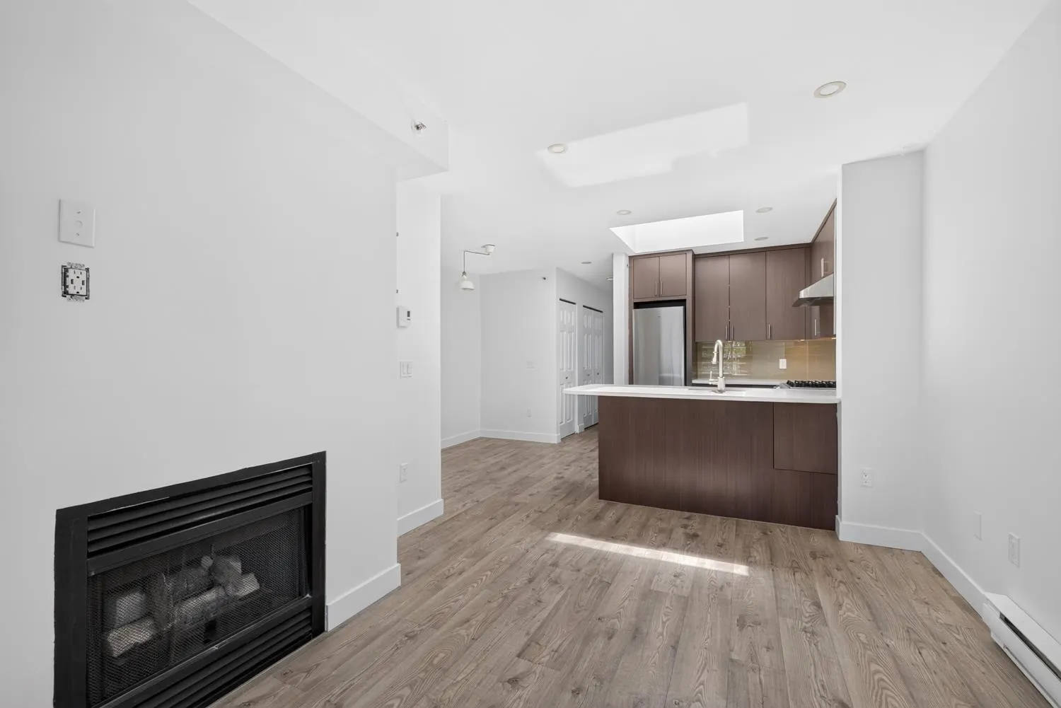 688 E 16th Avenue #401