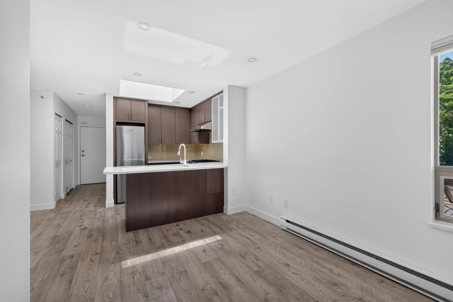 688 E 16th Avenue #401