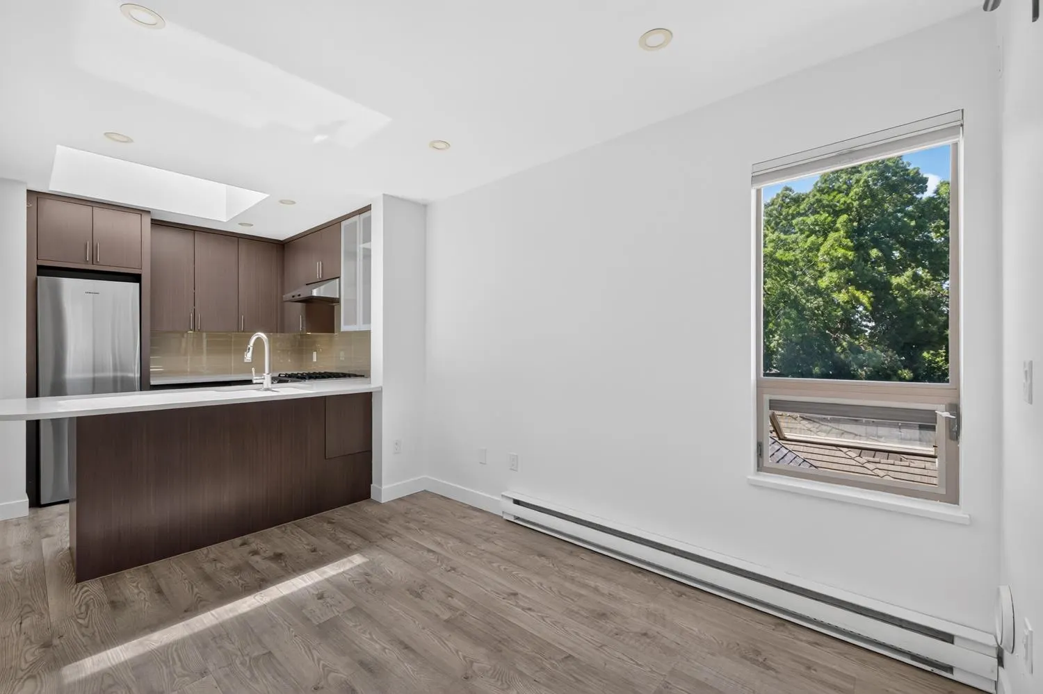 688 E 16th Avenue #401