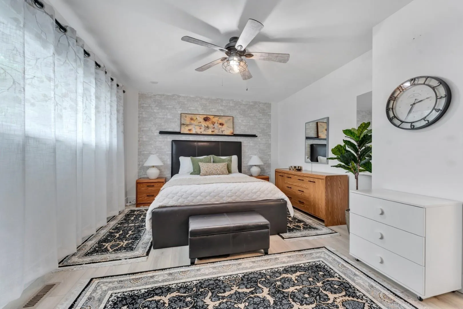 1401 Apel Drive