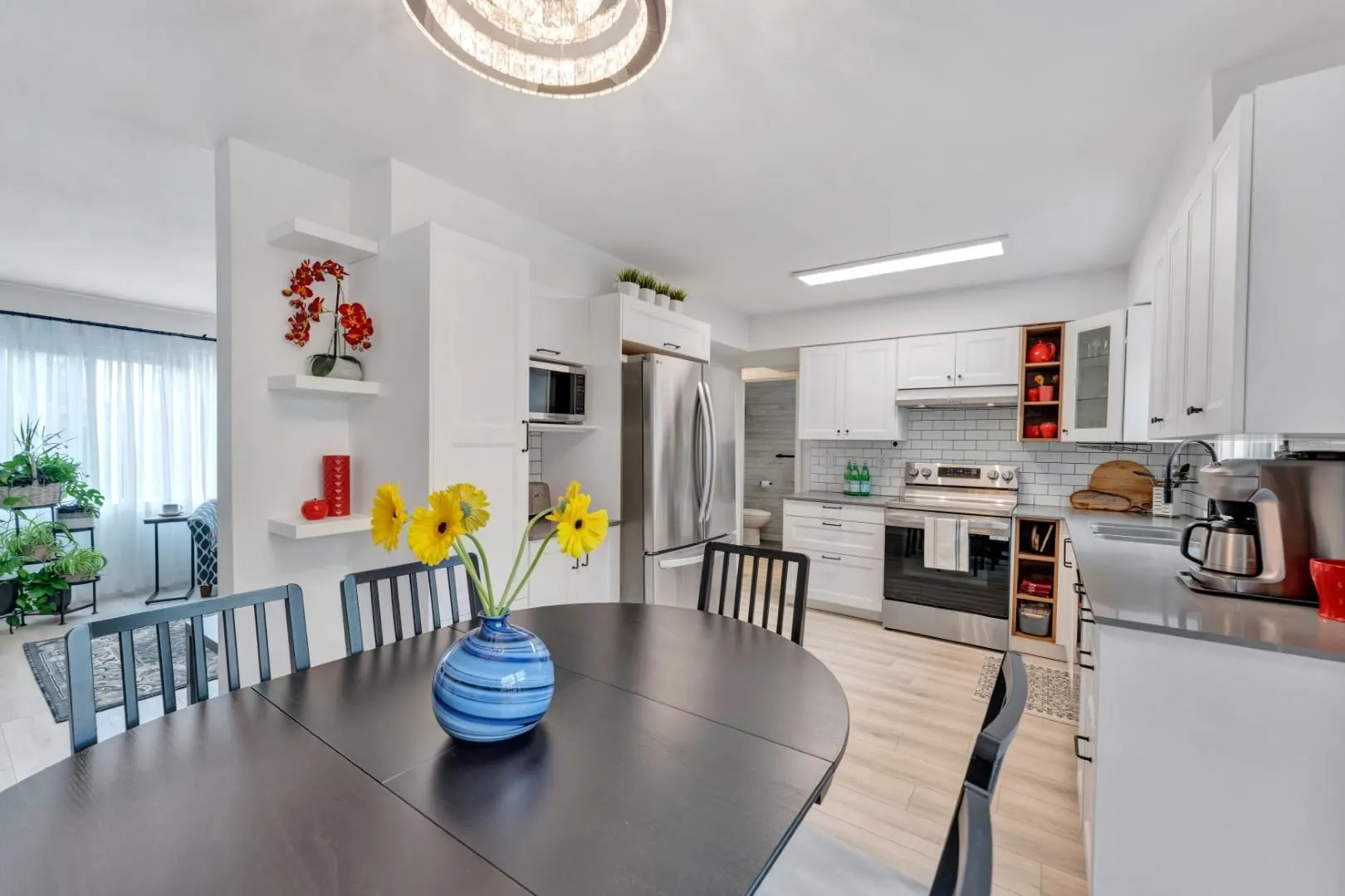 1401 Apel Drive