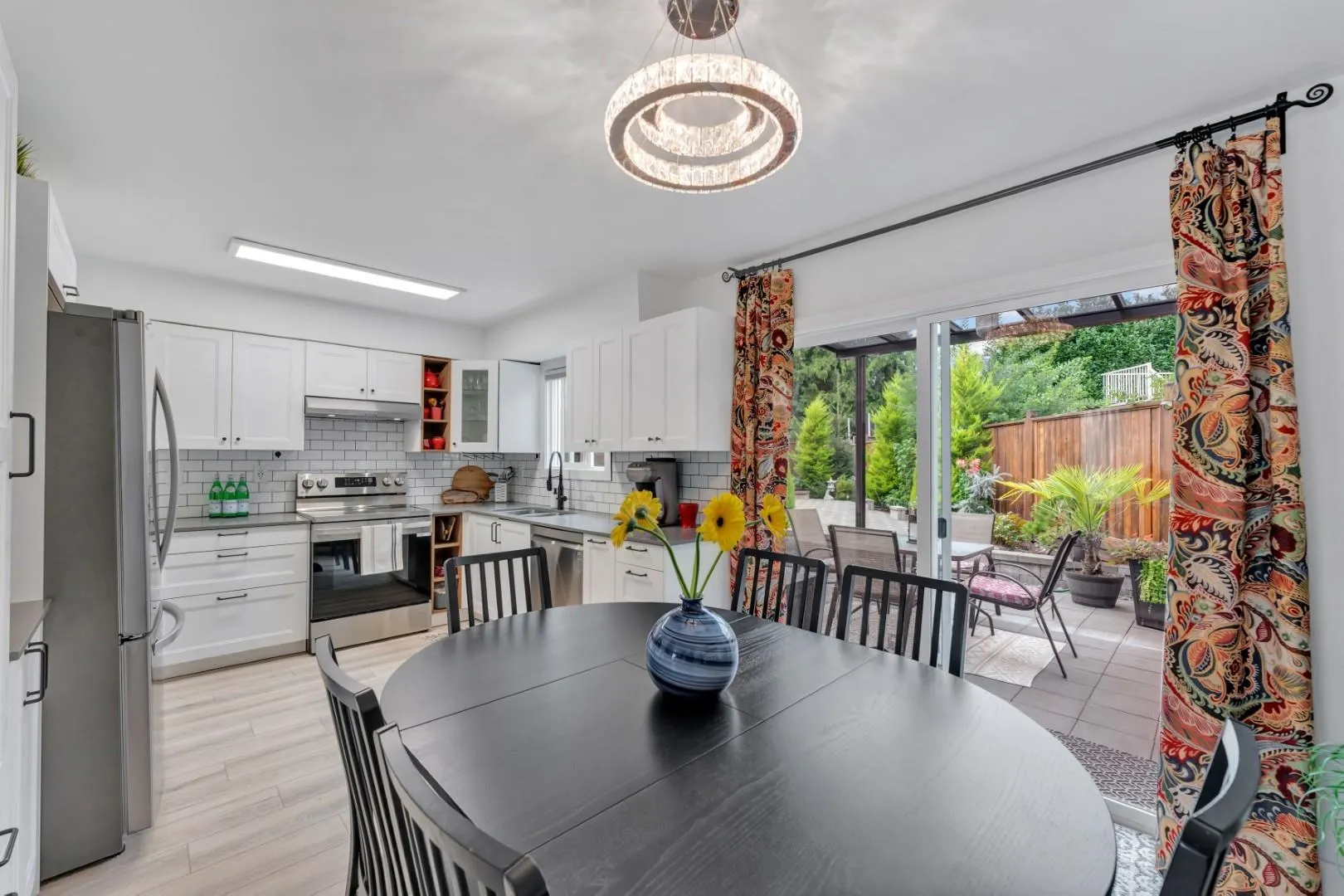 1401 Apel Drive
