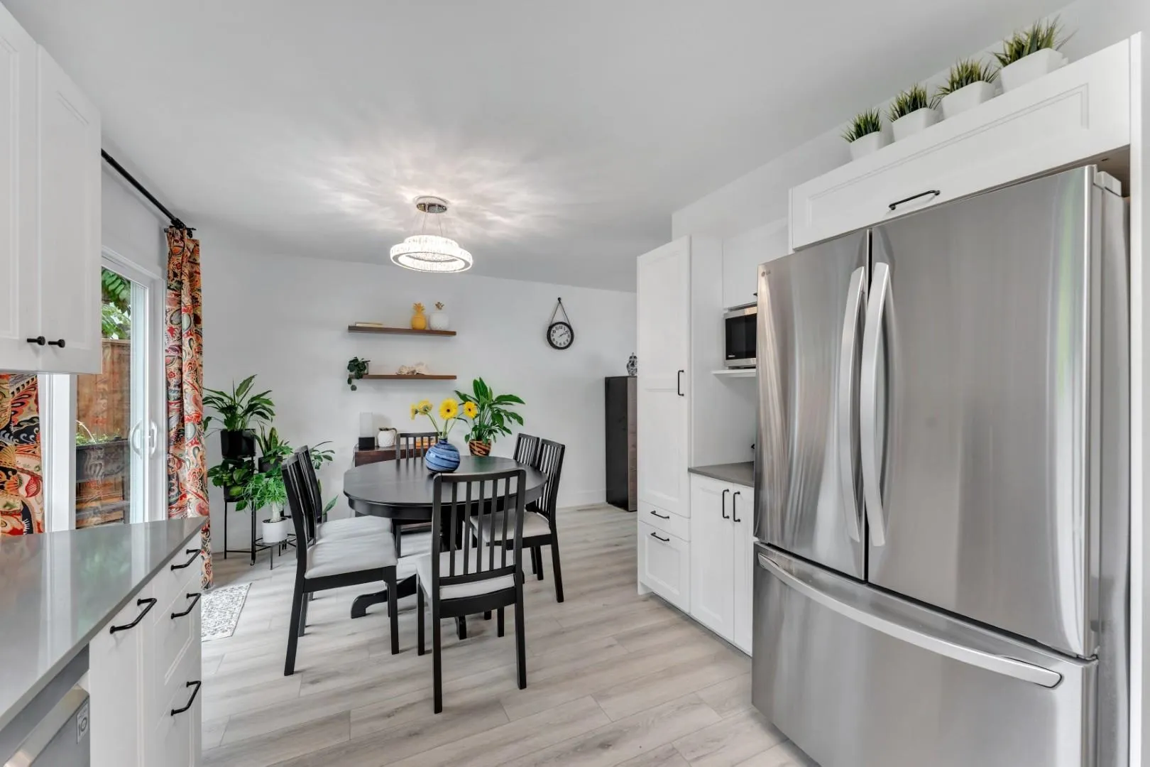 1401 Apel Drive