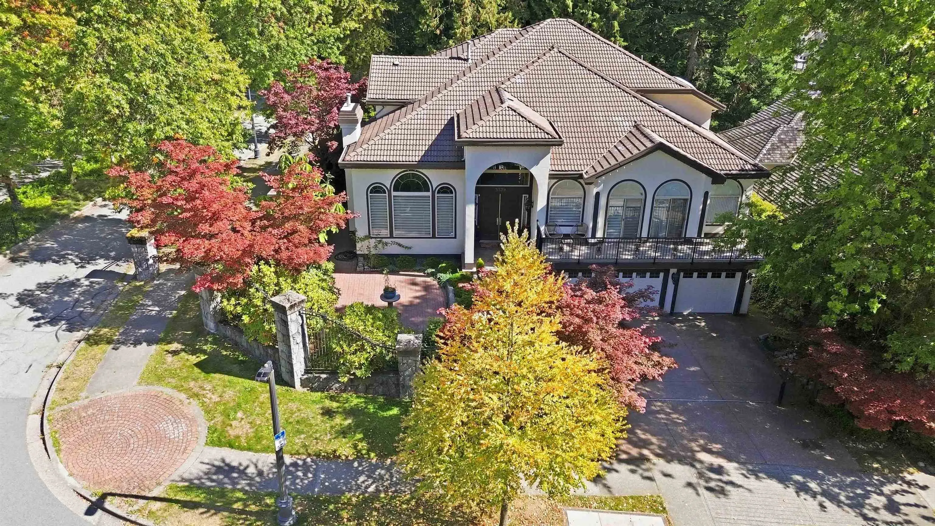 3339 Plateau Boulevard